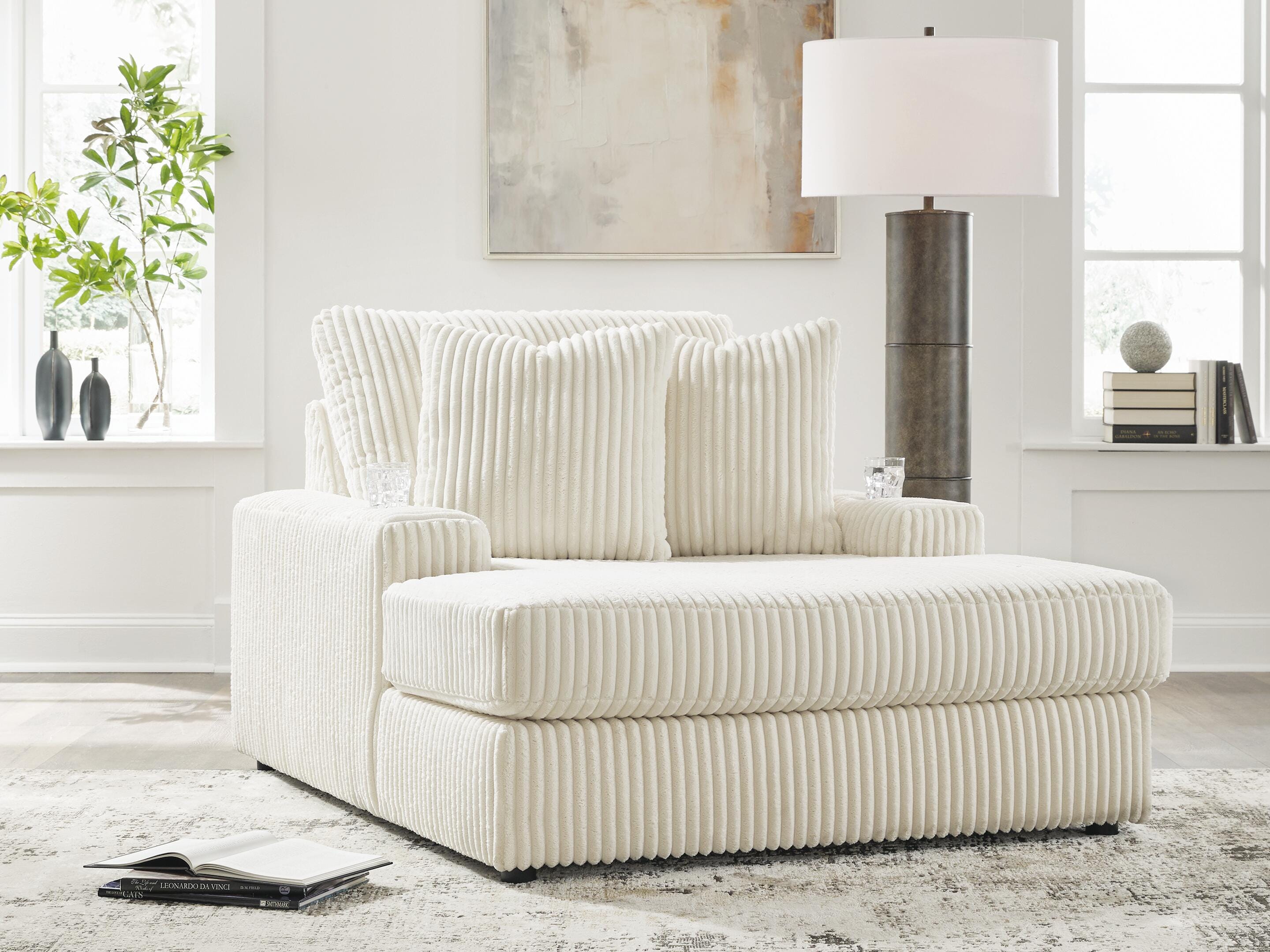 Lindyn Chaise
