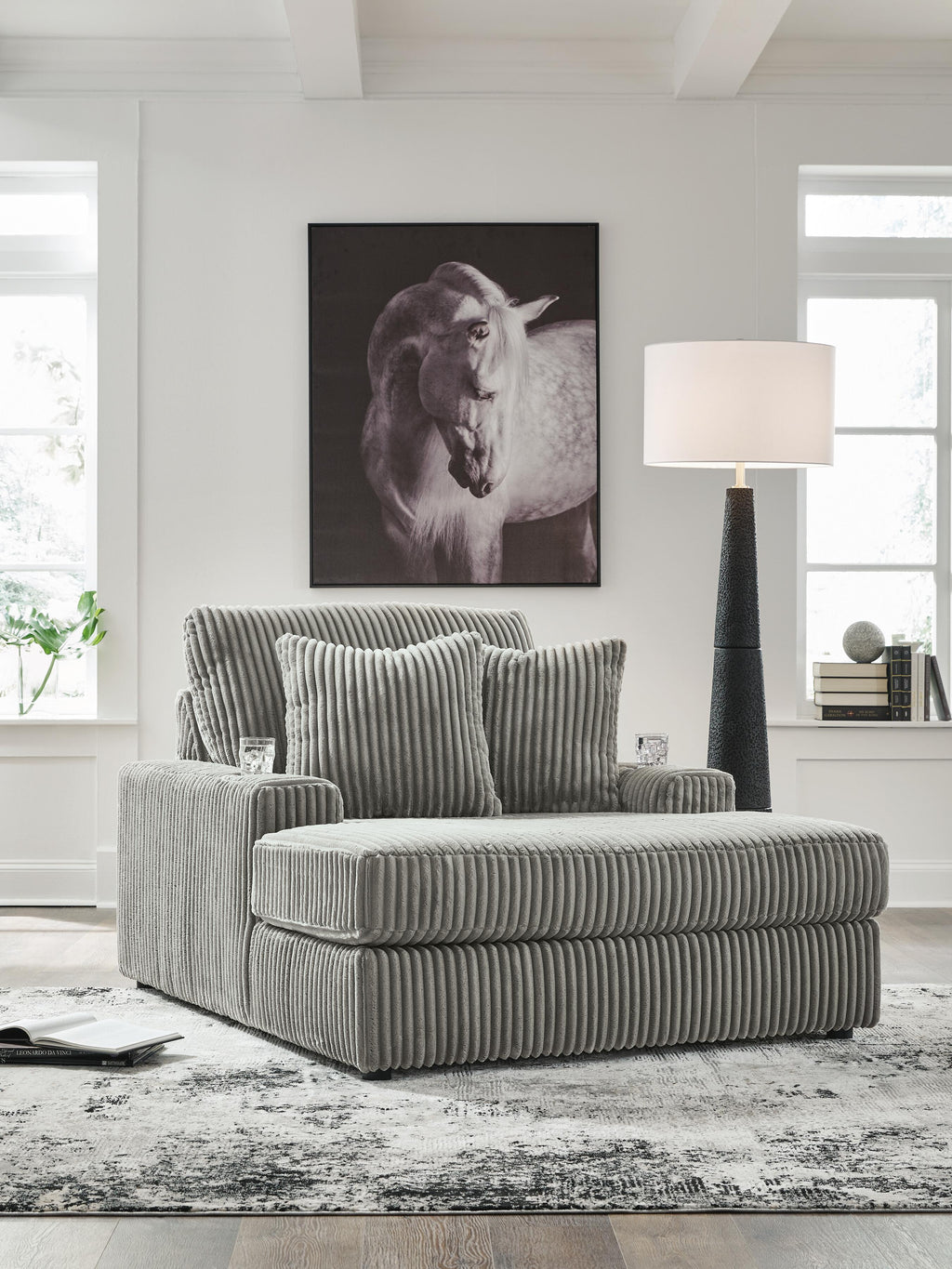 Lindyn Chaise