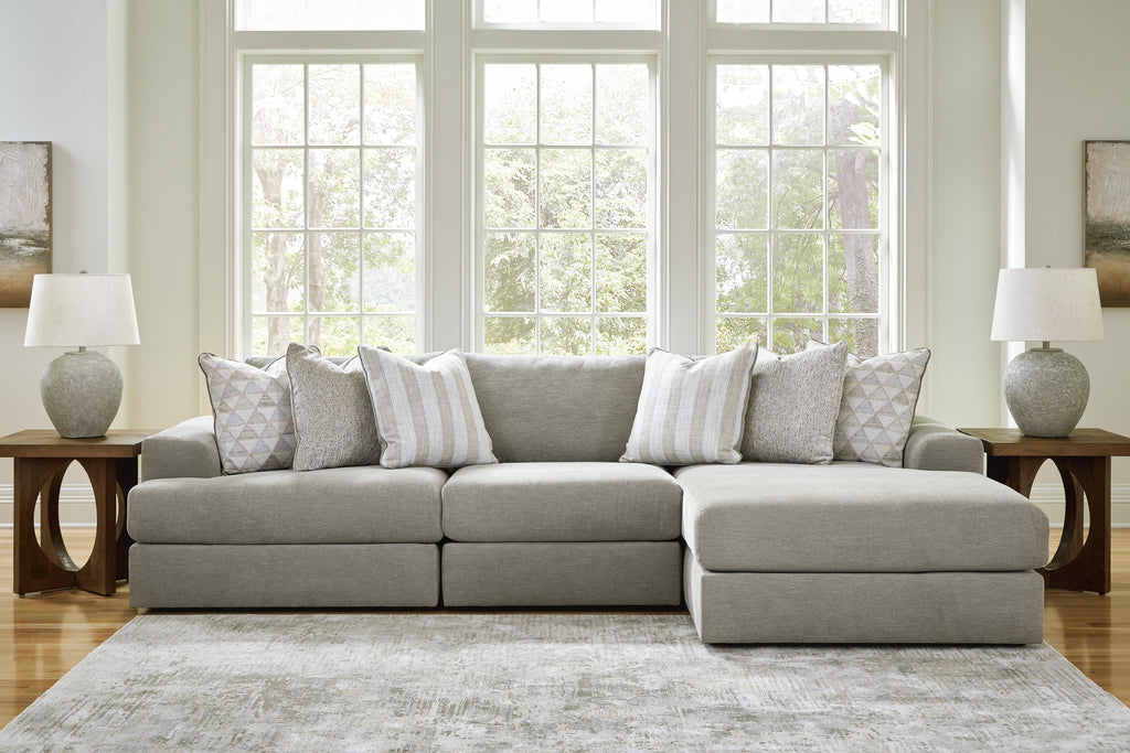 Avaliyah 3-Piece Sectional with Chaise