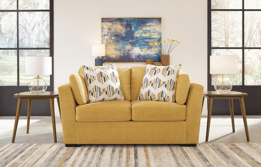 Keerwick Loveseat
