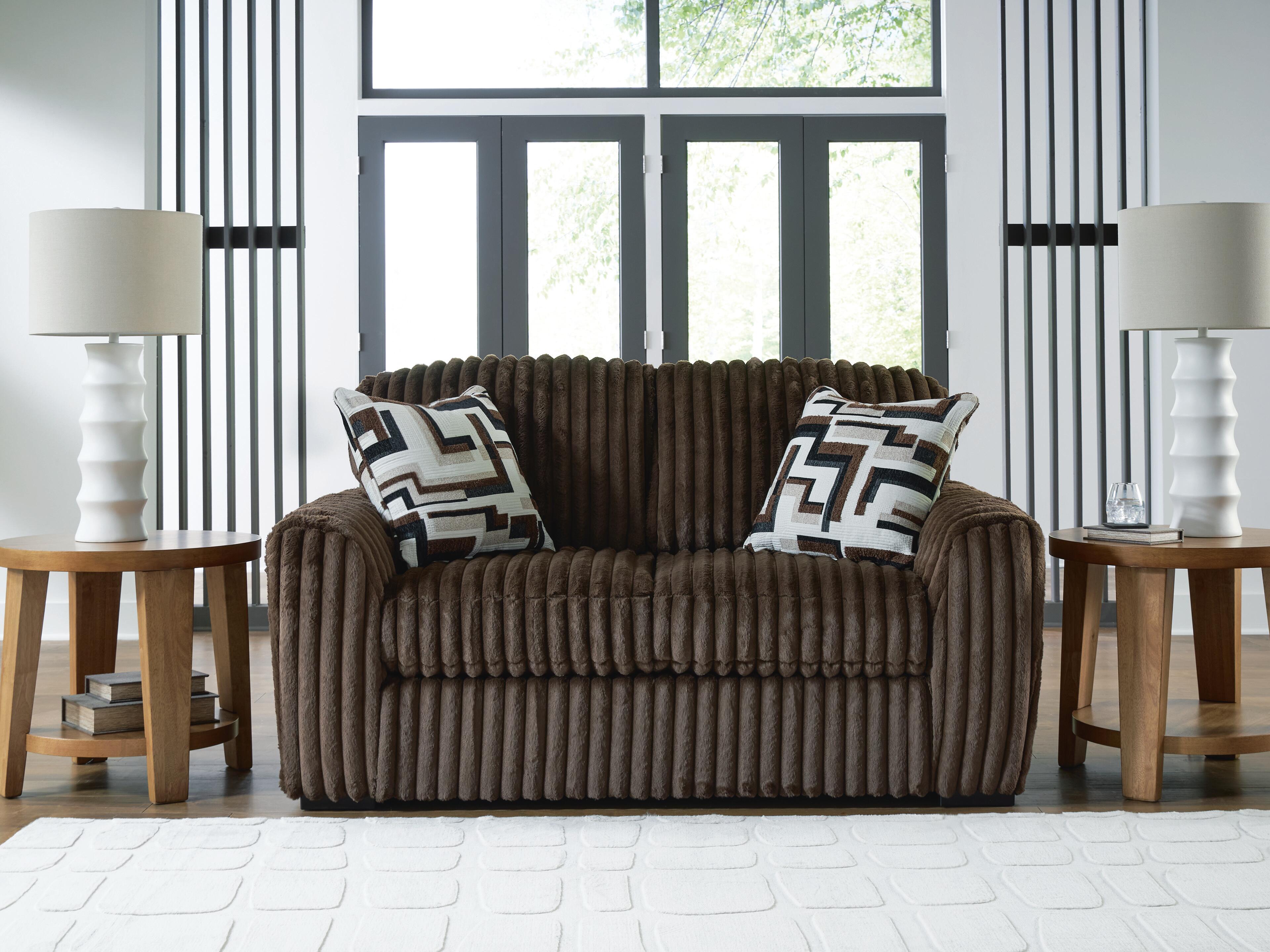 Midnight-Madness Loveseat 2