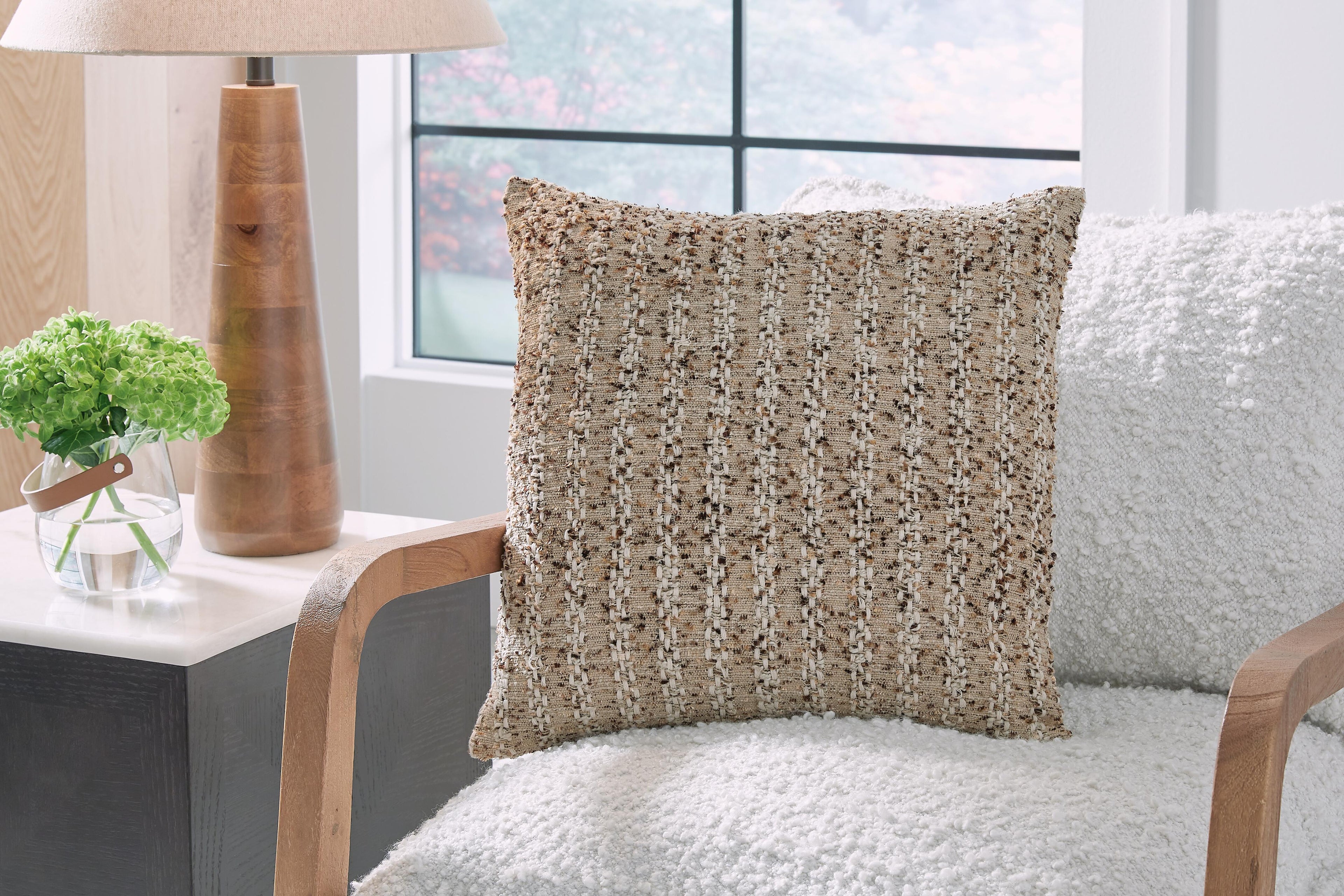 Vorlane Pillow (Set of 4)