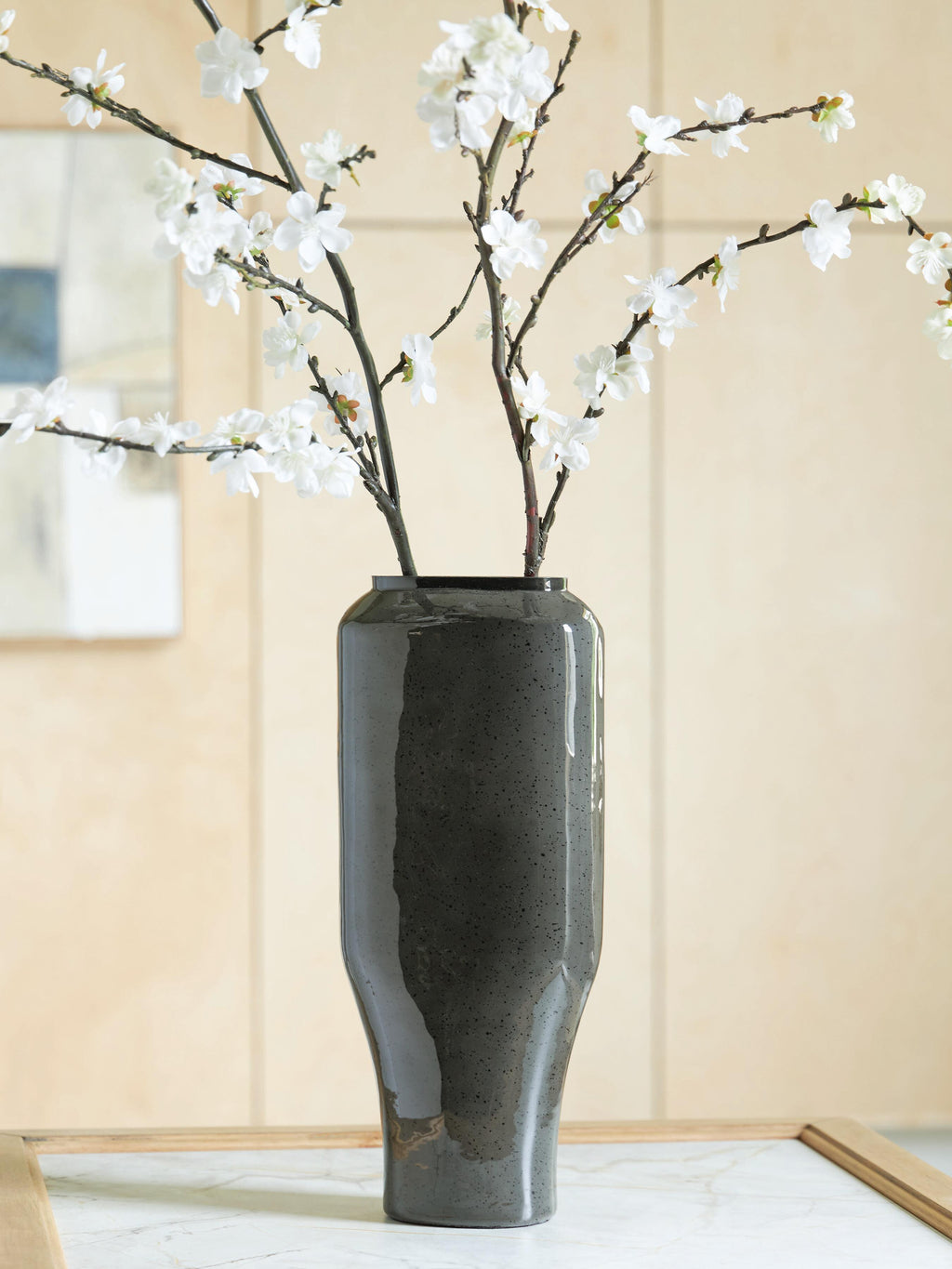Kierlain Vase 2