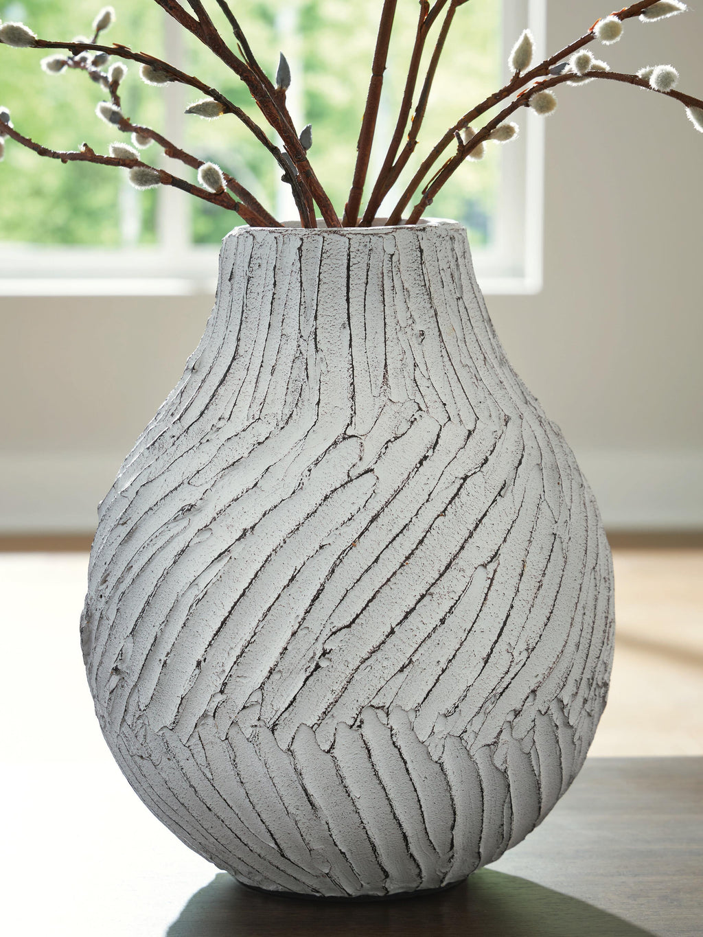 Shelvie Vase 2