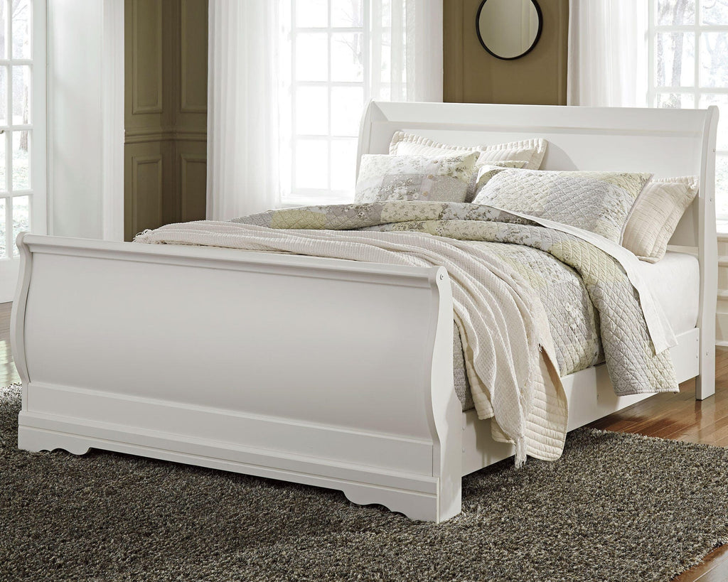 Anarasia Sleigh Bed