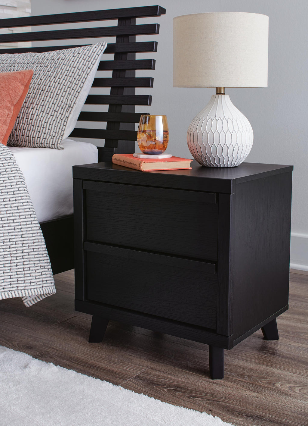 Danziar Nightstand