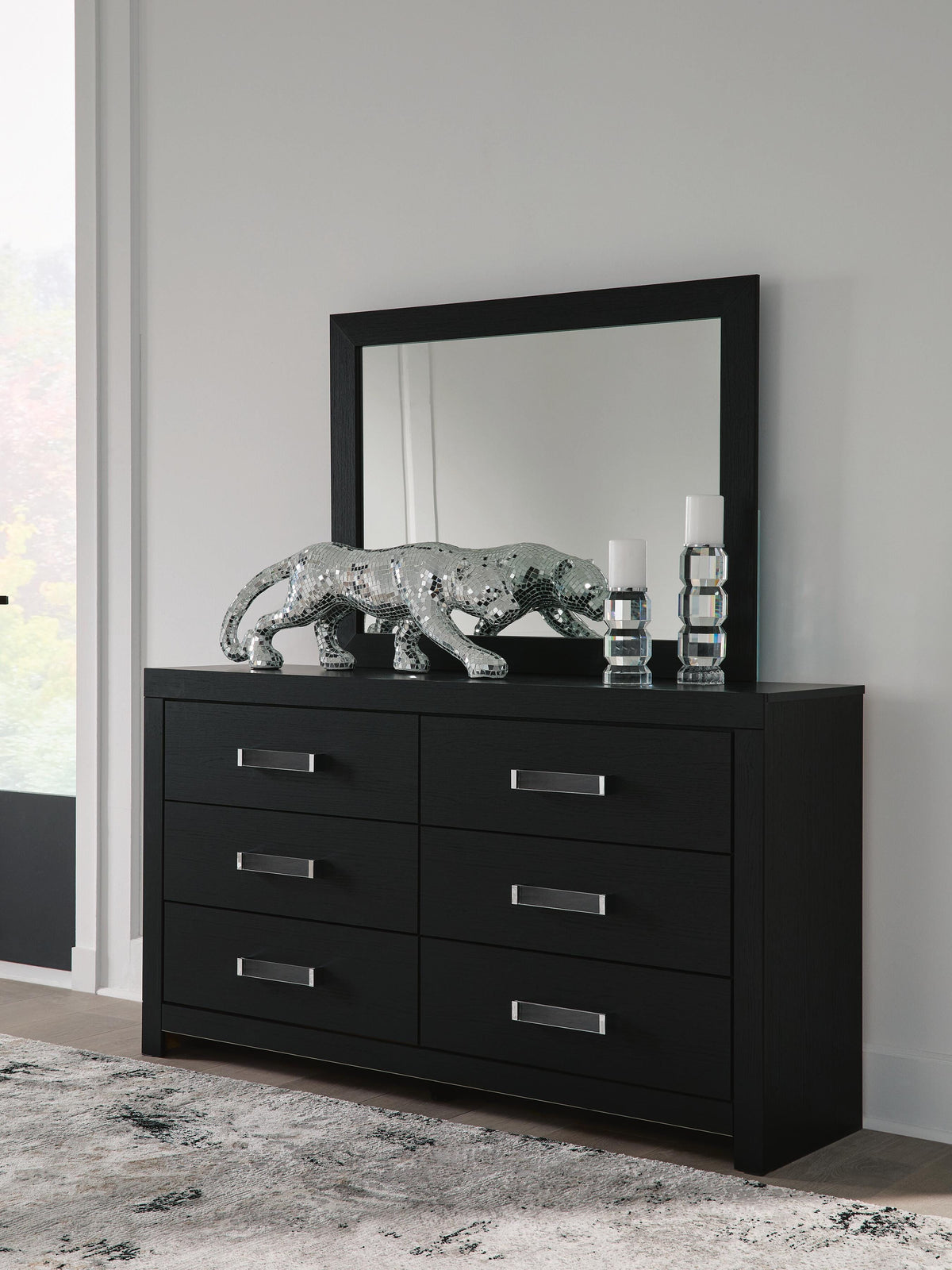 Maeling Dresser and Mirror (Black/Gray)