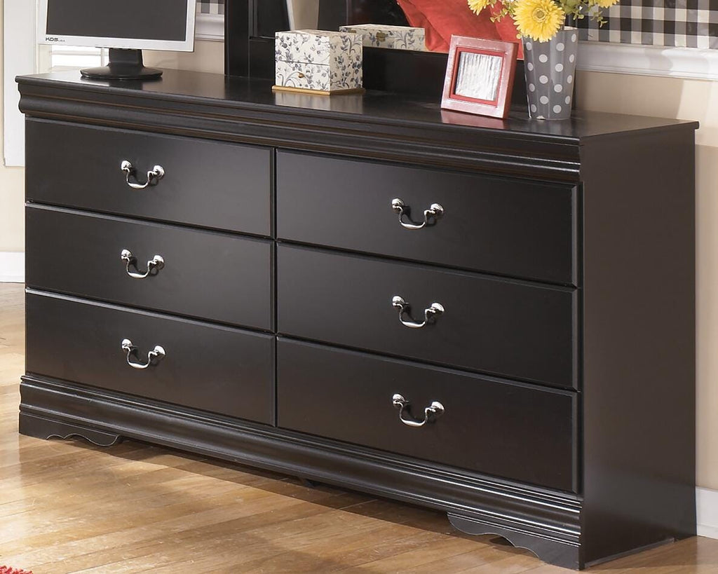 Huey Vineyard Dresser