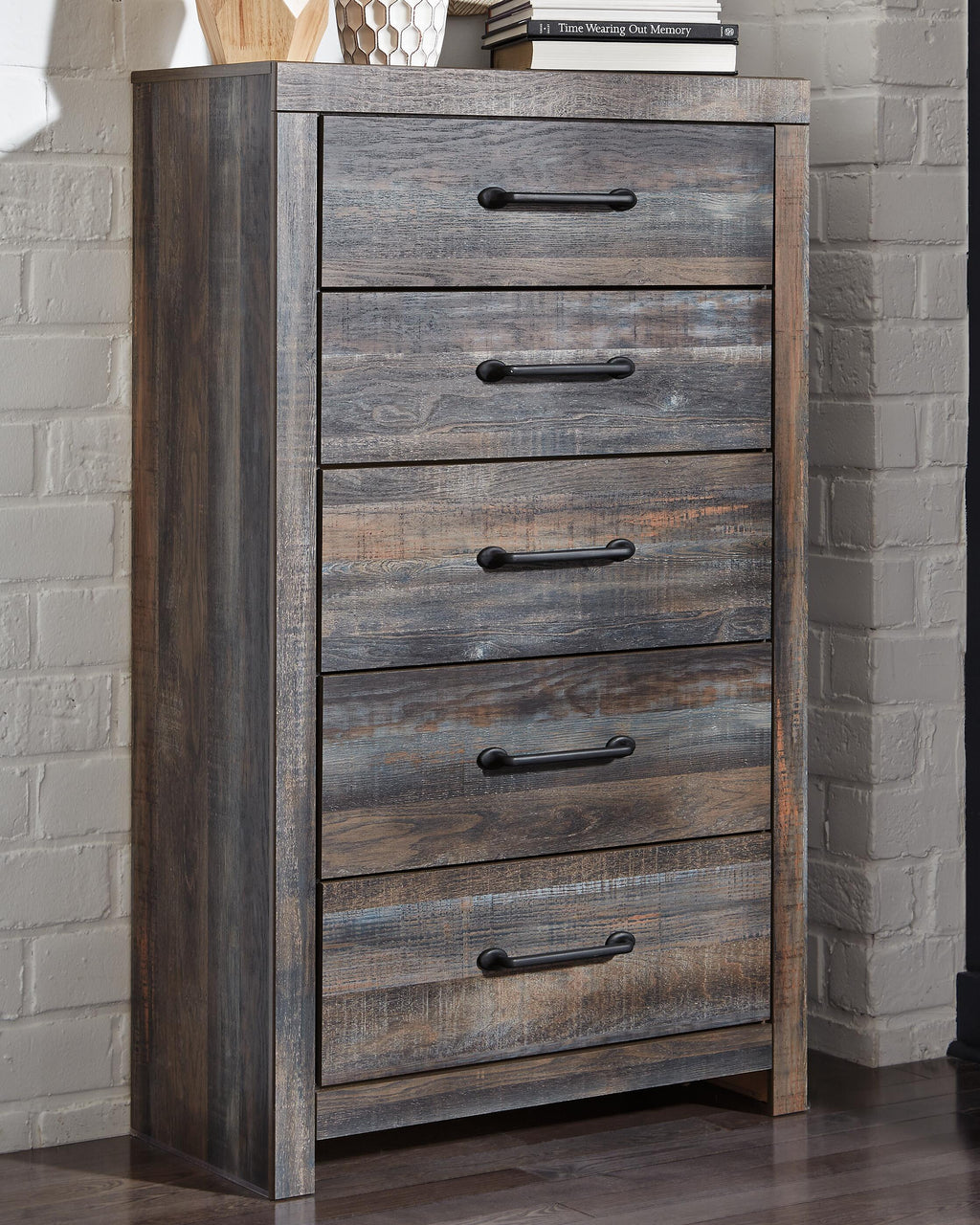 Drystan Chest of Drawers