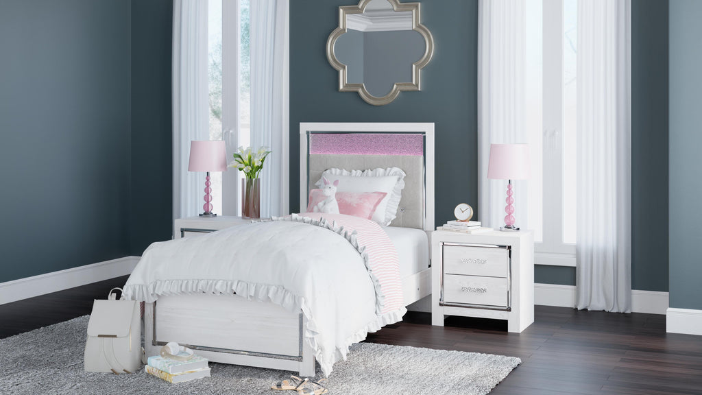 Altyra Panel Bed