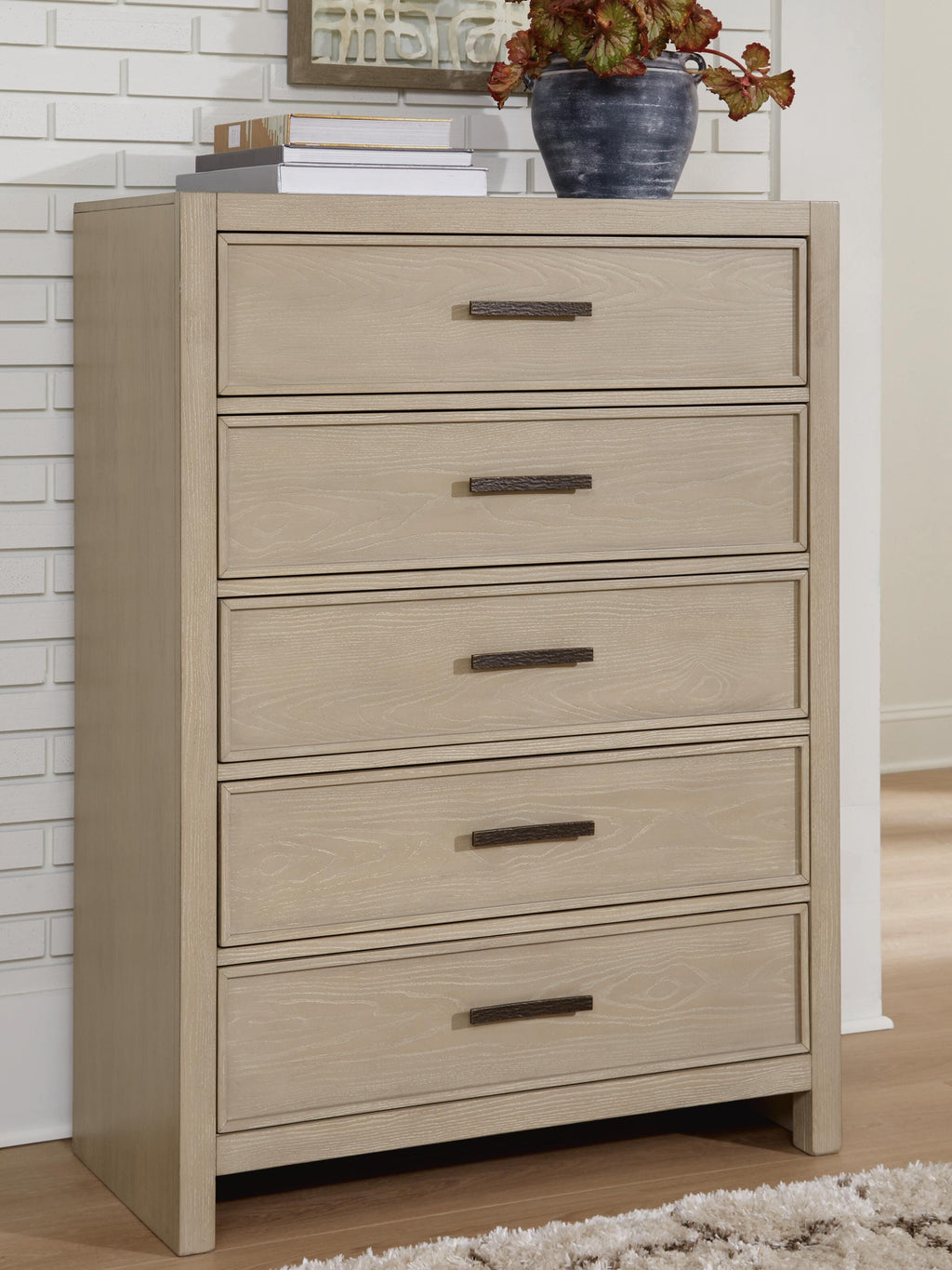 Calmoro Chest of Drawers