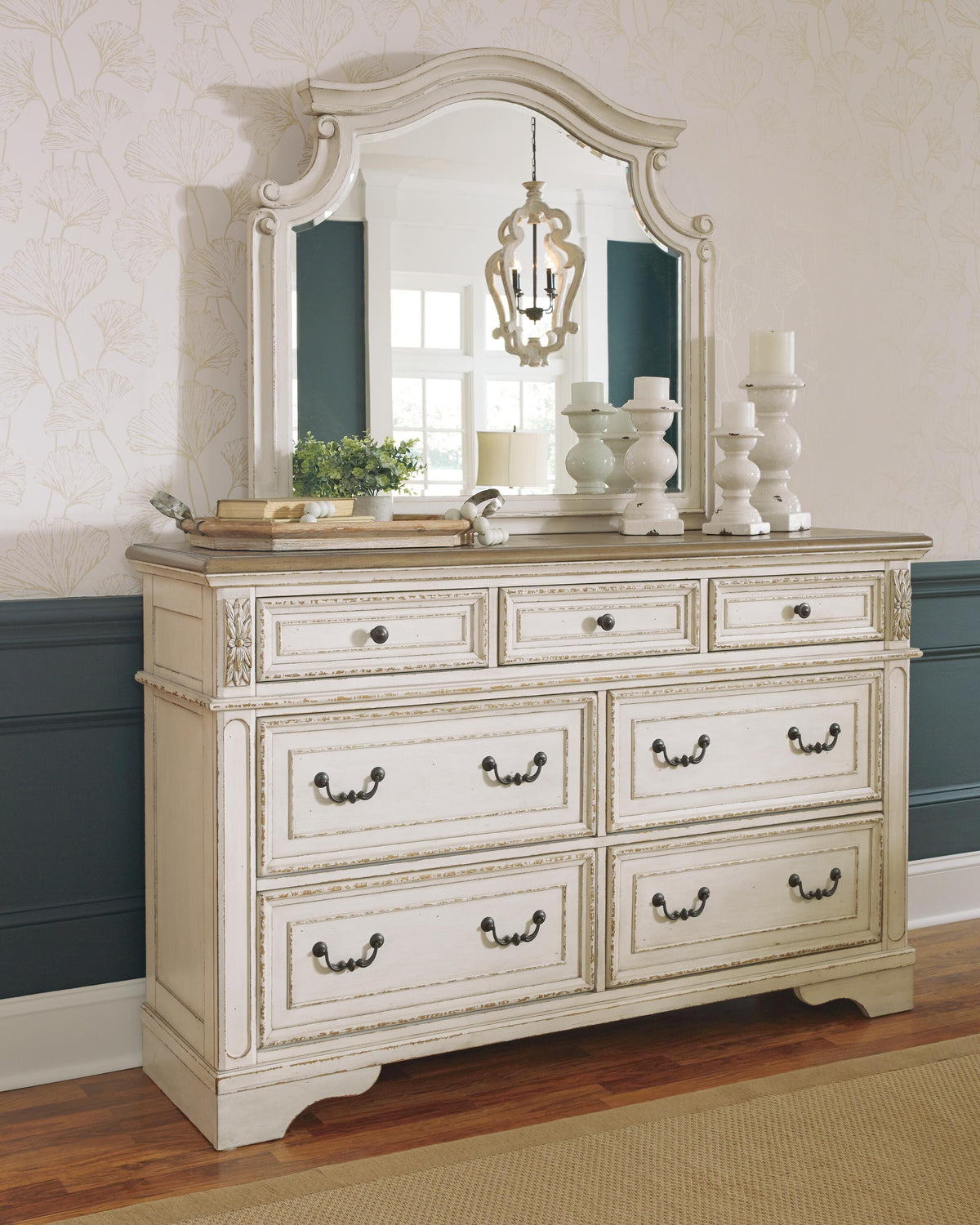 Realyn Dresser