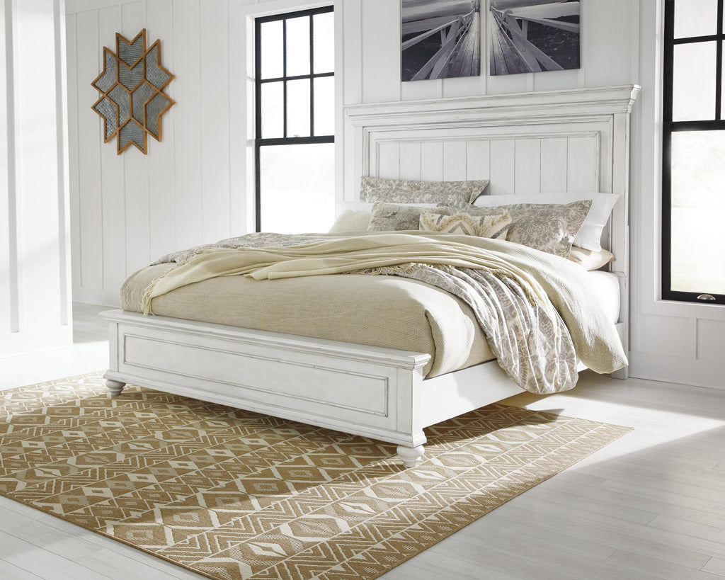Kanwyn Panel Bed