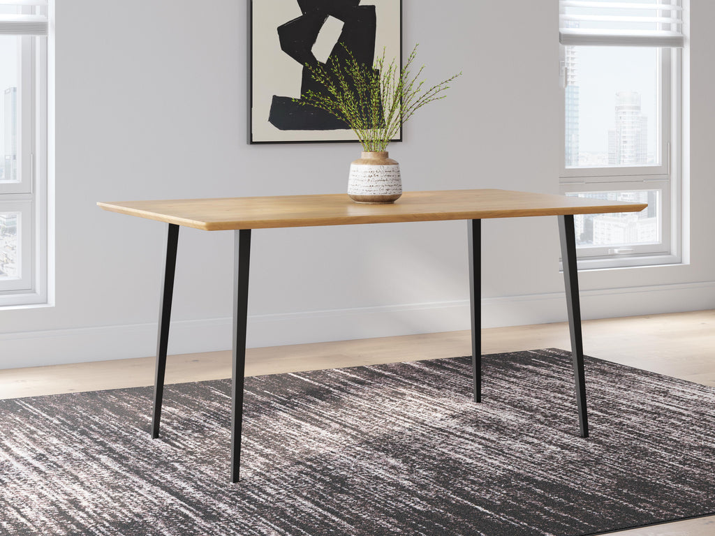 Gretlynn Dining Table and Chairs