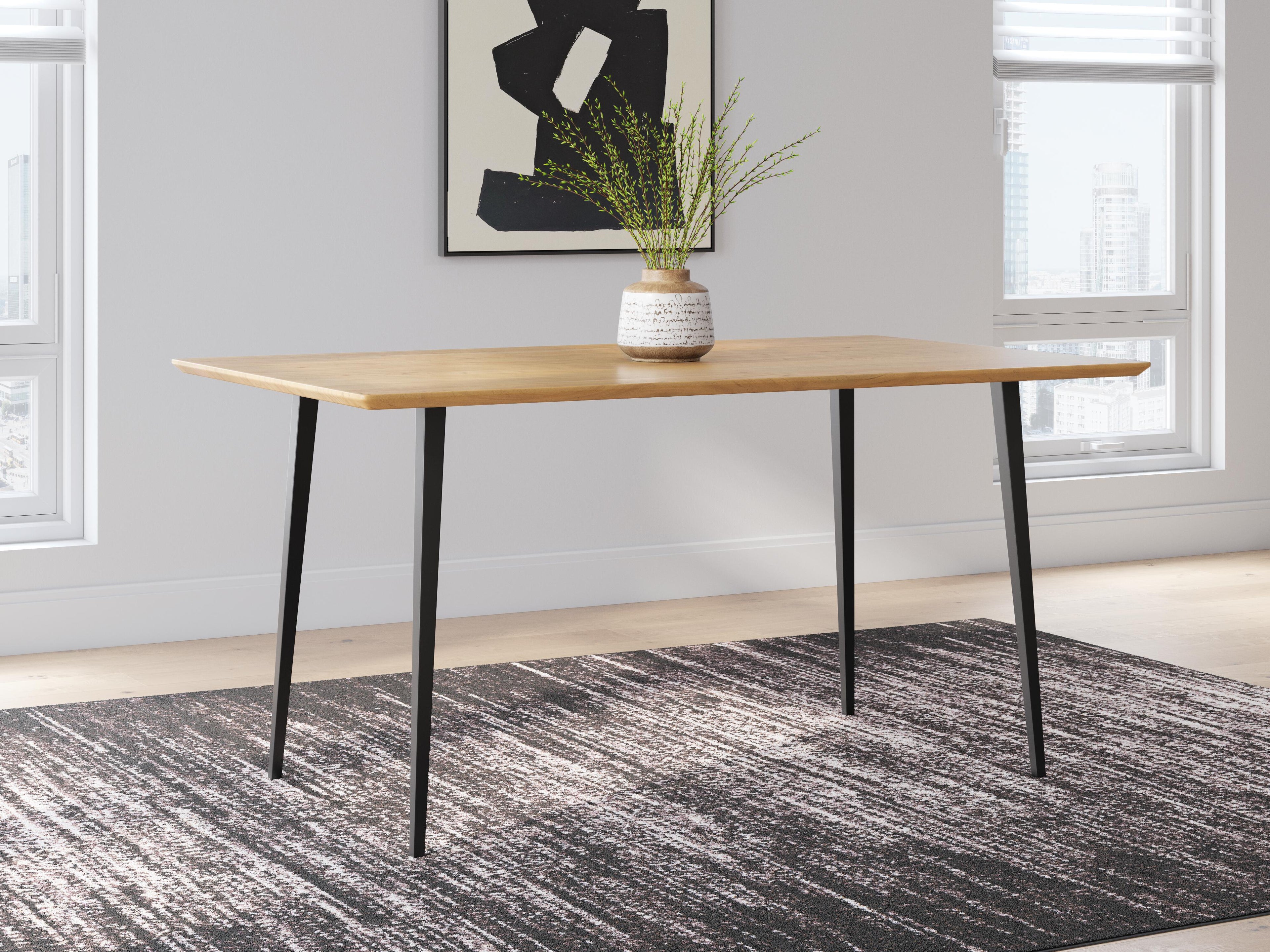 Gretlynn Dining Table and Chairs