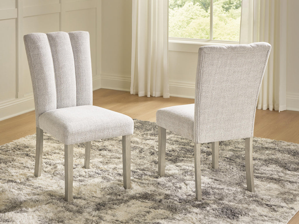 Larawyn Dining Table and Chairs
