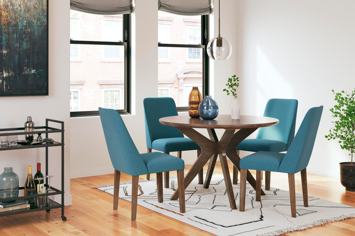 Lyncott Dining Table and 4 Chairs (Set of 5)
