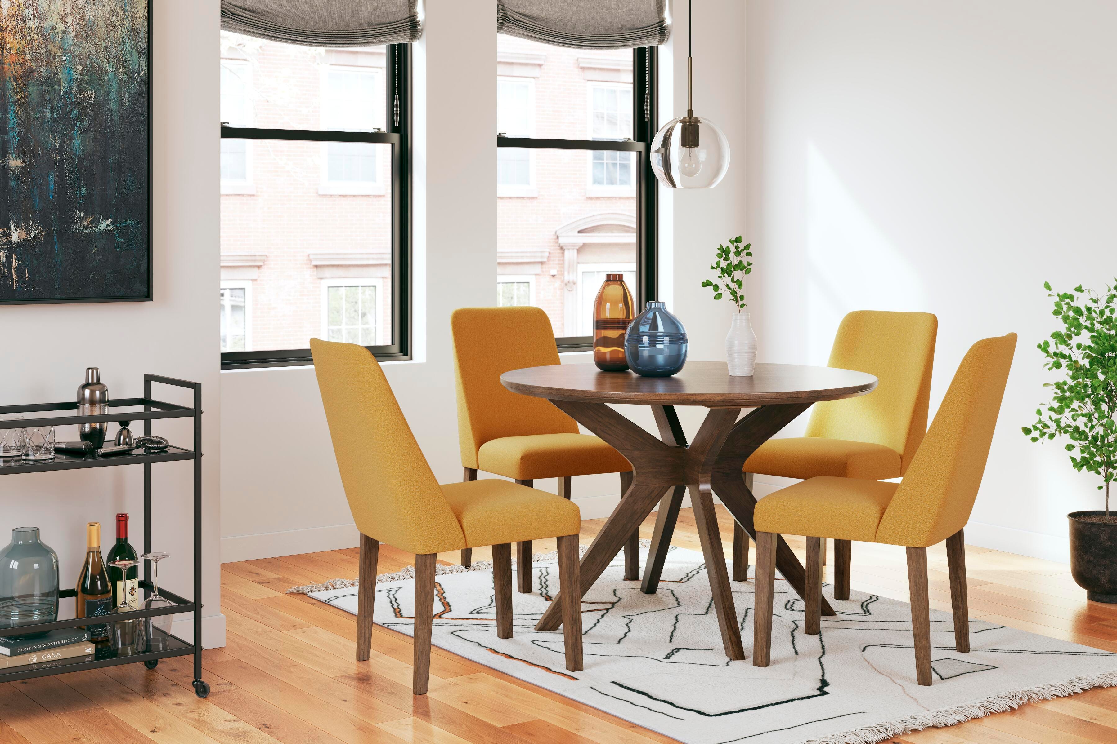 Lyncott Dining Table and 4 Chairs (Set of 5)