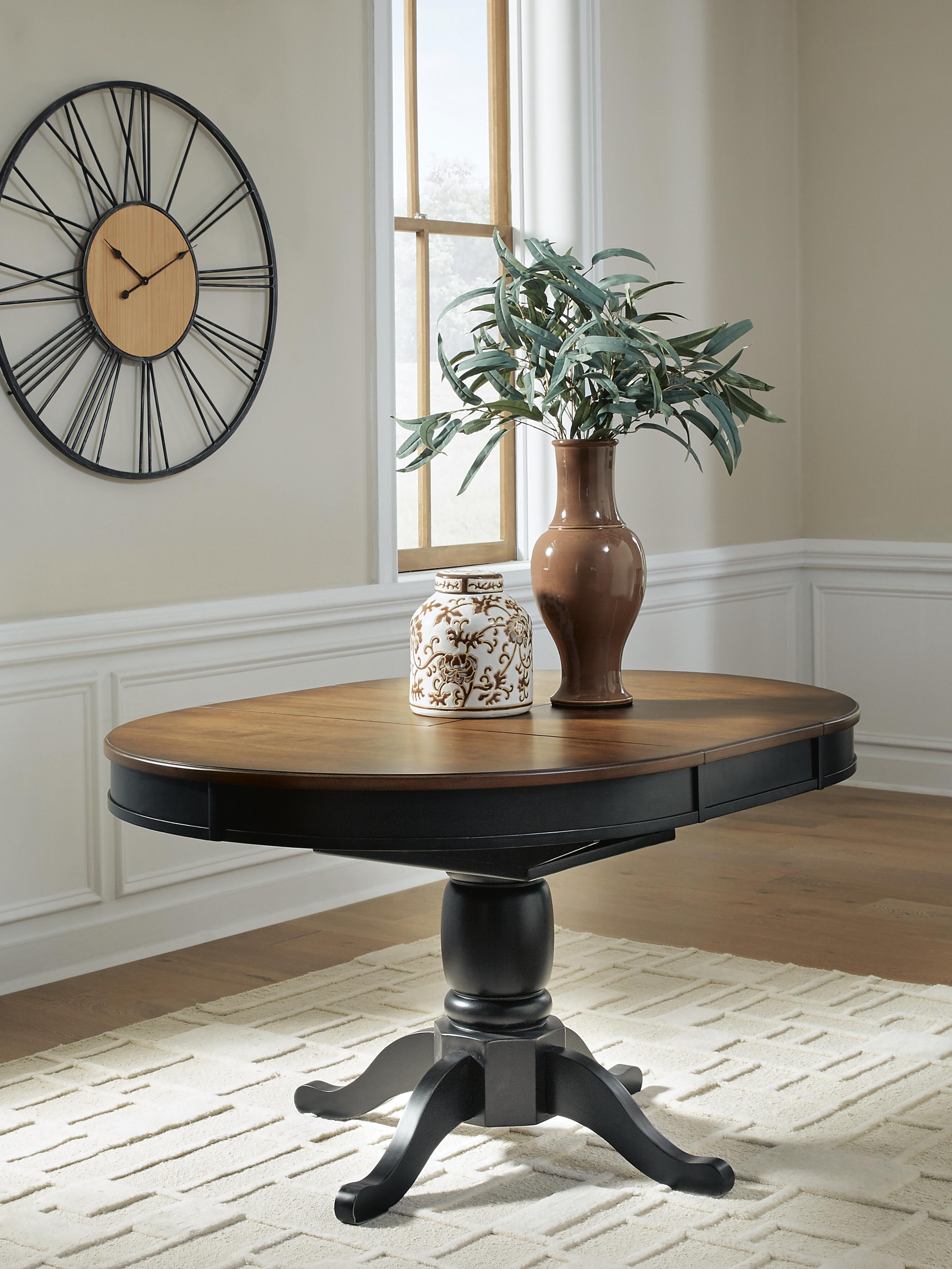Clorazi Dining Table and Chairs