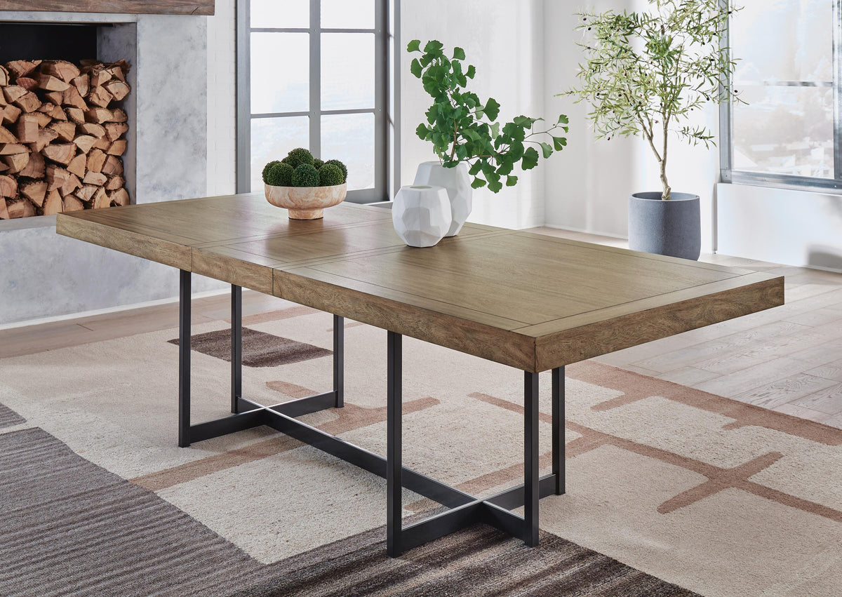 Tomtyn Dining Table and Chairs