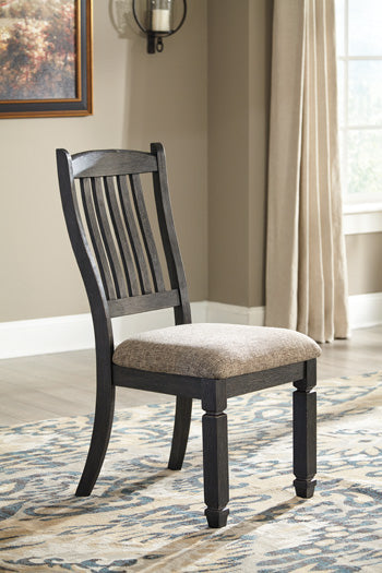 Tyler Creek Dining Table and Chairs