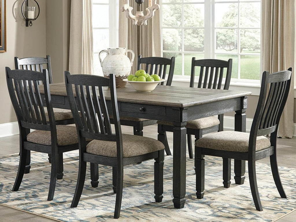 Tyler Creek Dining Table and Chairs