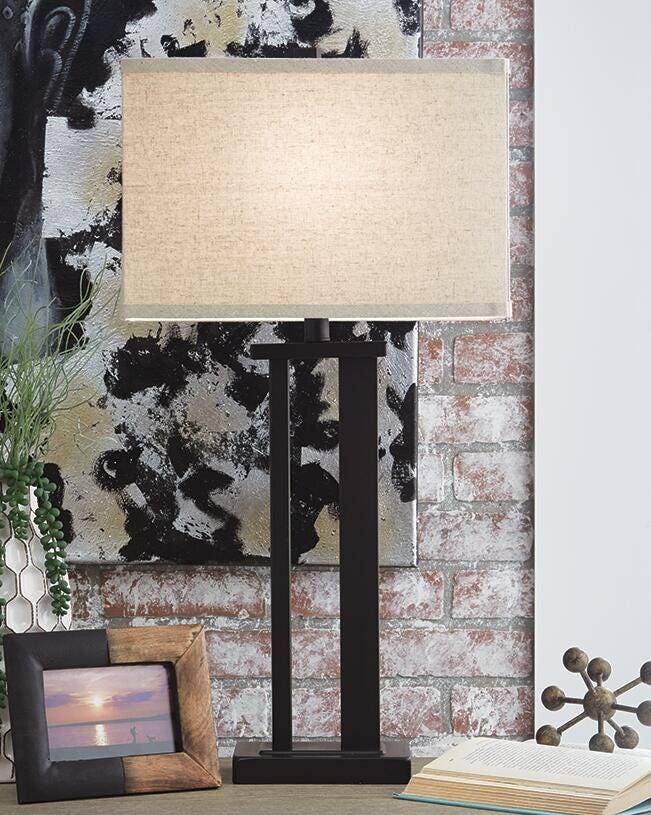 Aniela Table Lamp (Set of 2) (Metallic)