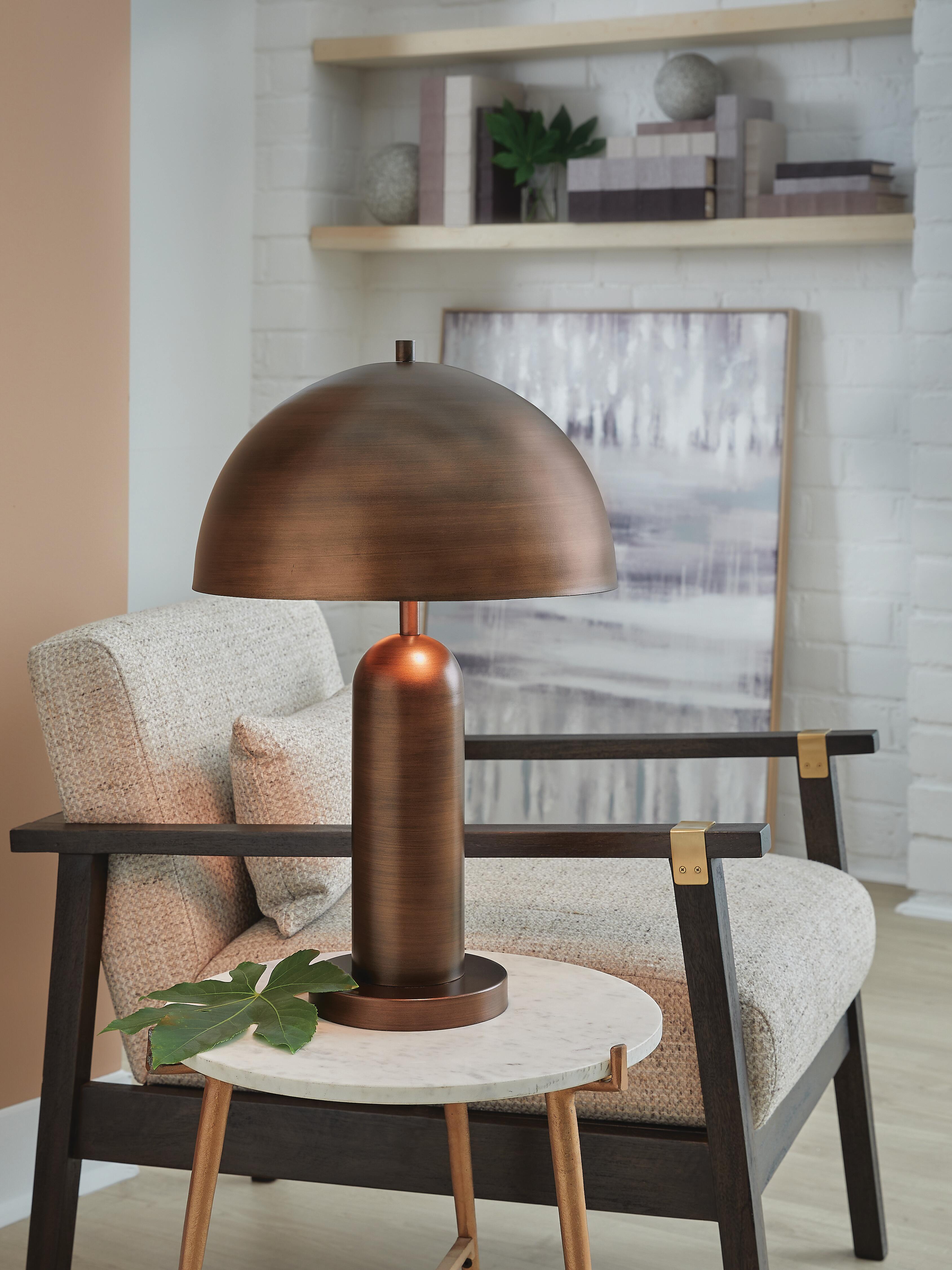 Wendfield Table Lamp (Two-Tone)