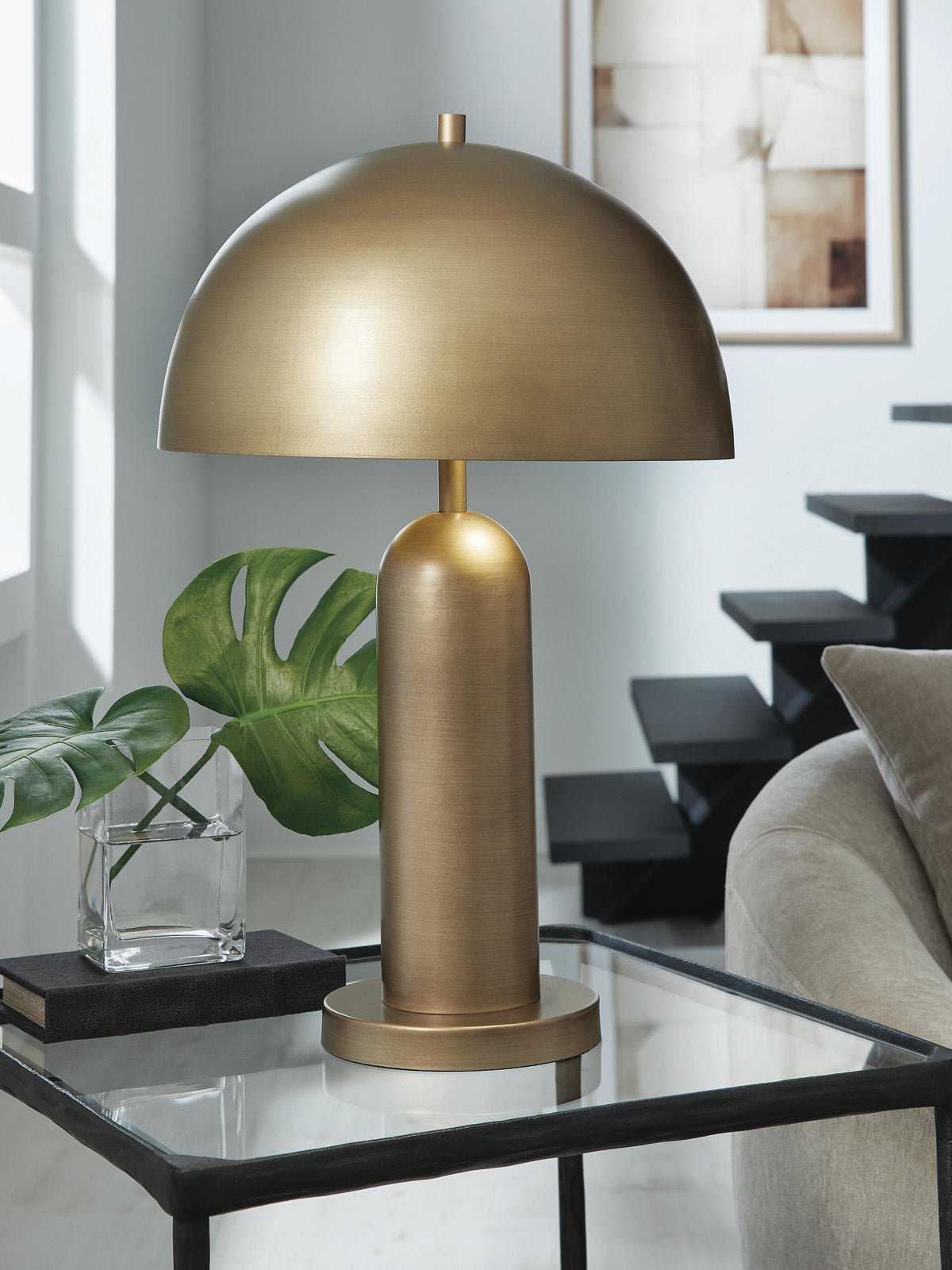 Wendfield Table Lamp, Antique Gold Finish