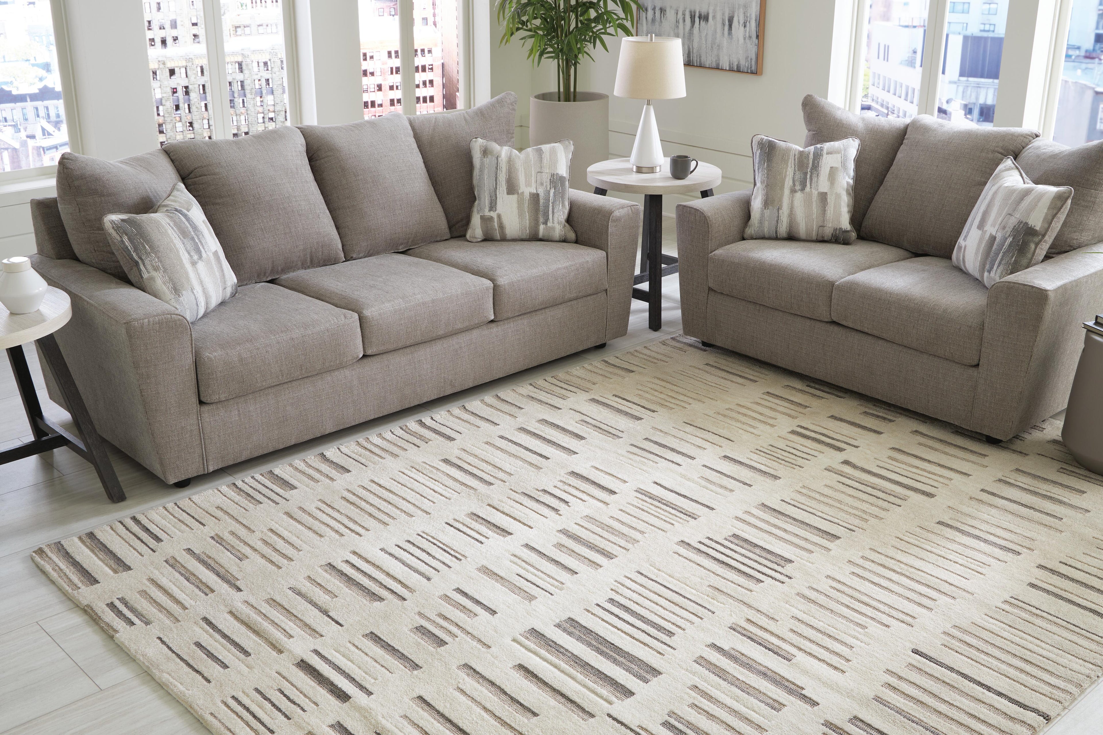 Leesdale Rug - 8' x 10'