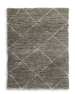 Wrenlow 5' x 7' Rug (Black/Gray)