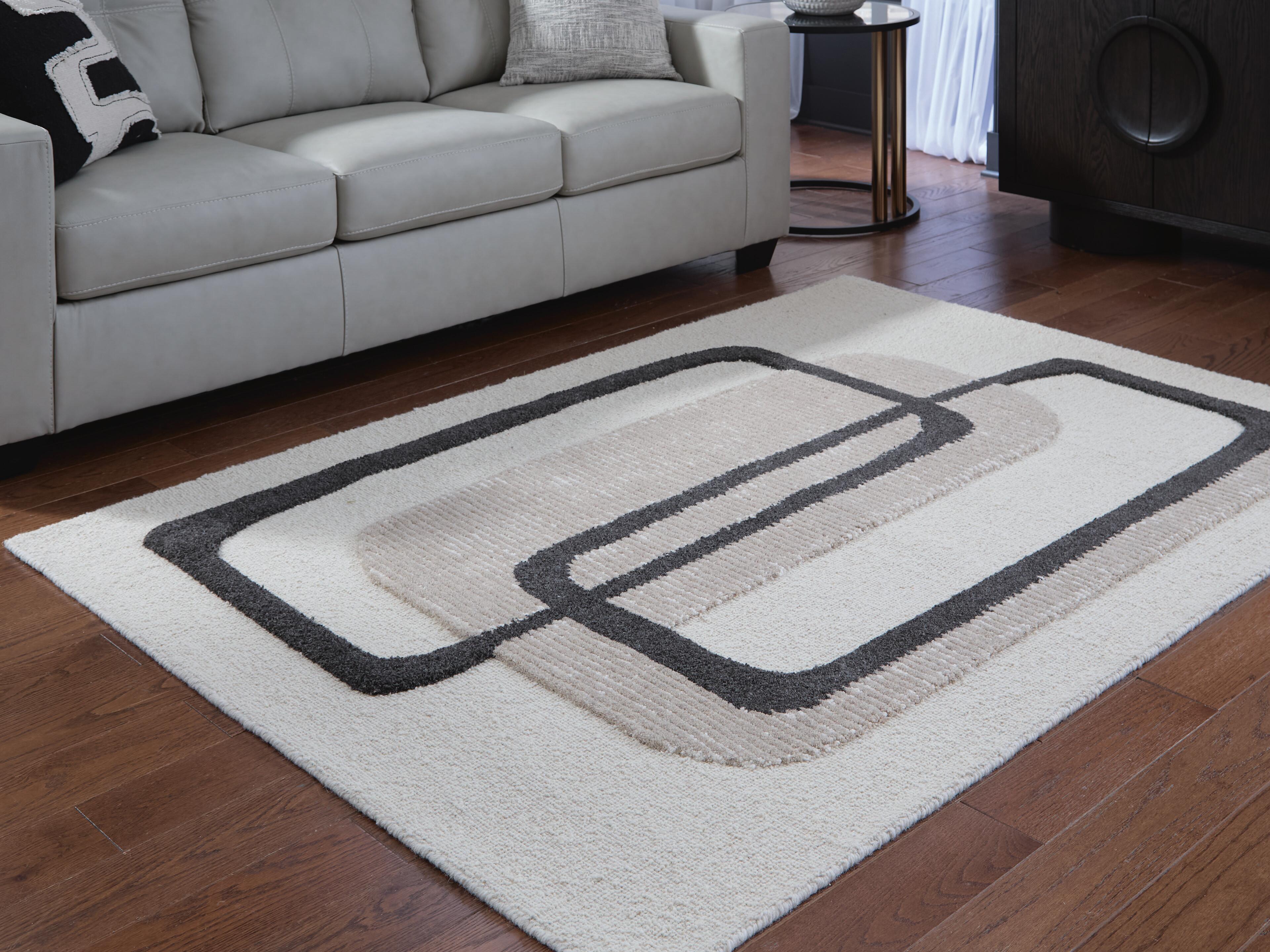 Davismour Area Rug - 5' x 7'