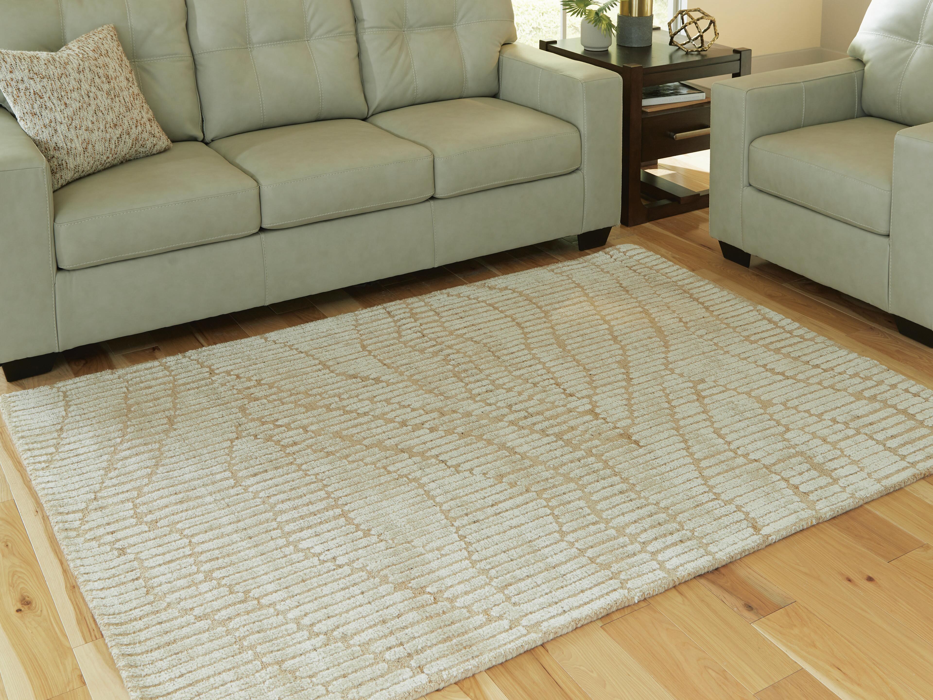 Jaseena Area Rug - 5' x 7'