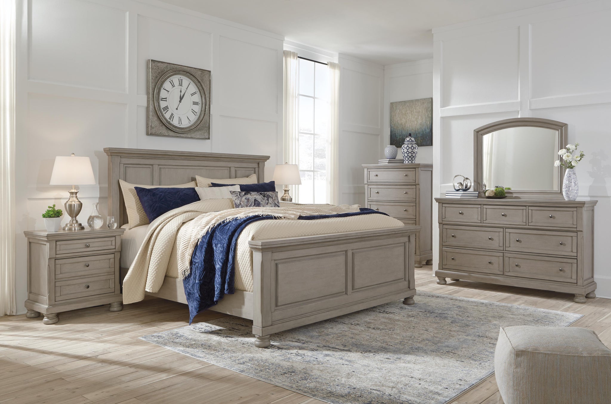 Lettner Sleigh Bed with 2 Storage Drawers