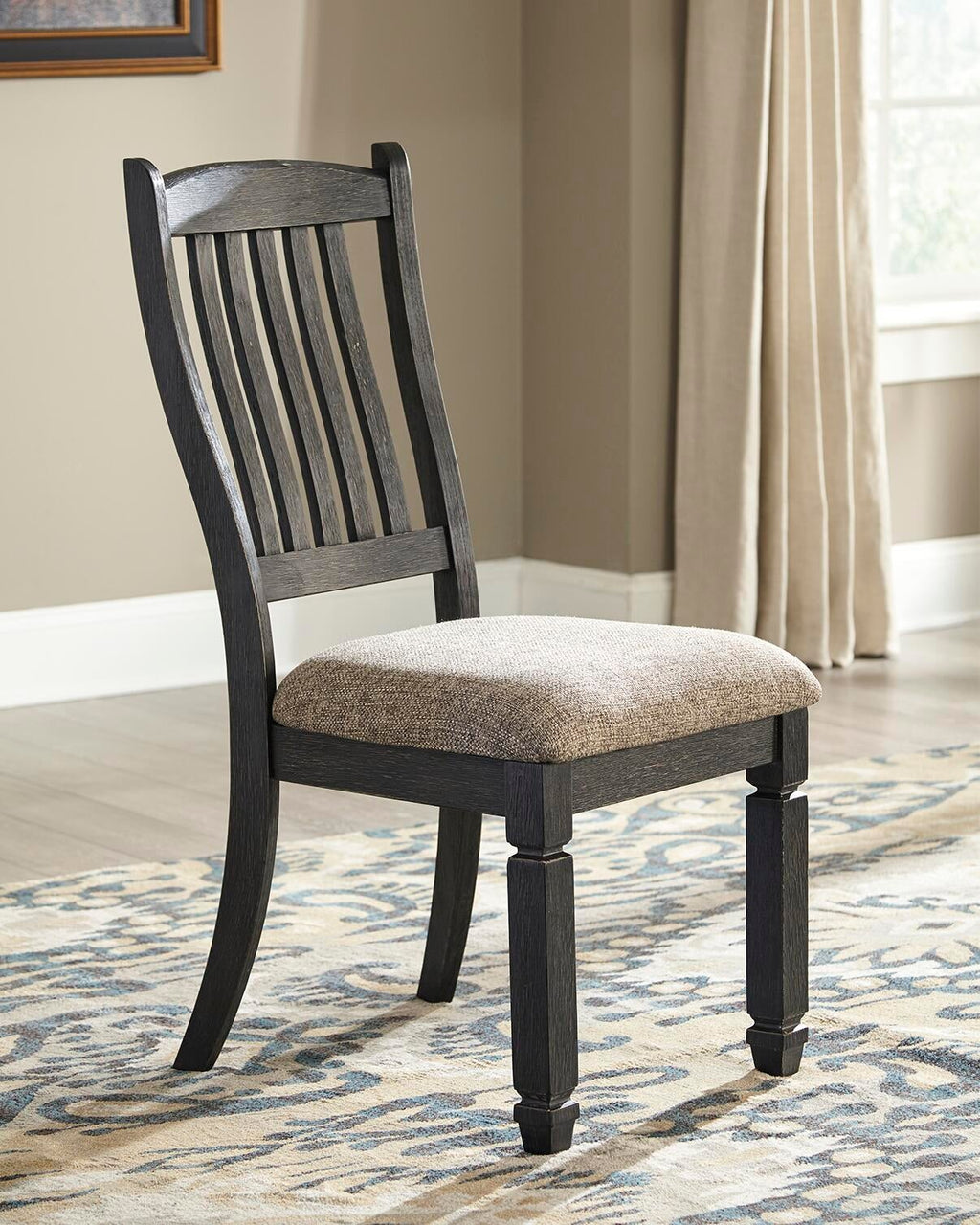 Tyler Creek Dining Table and Chairs