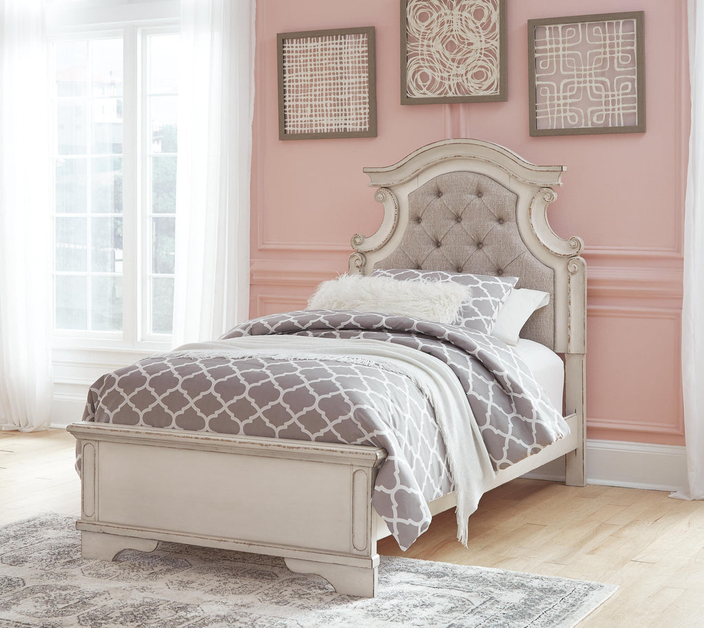 Realyn Upholstered Panel Bed