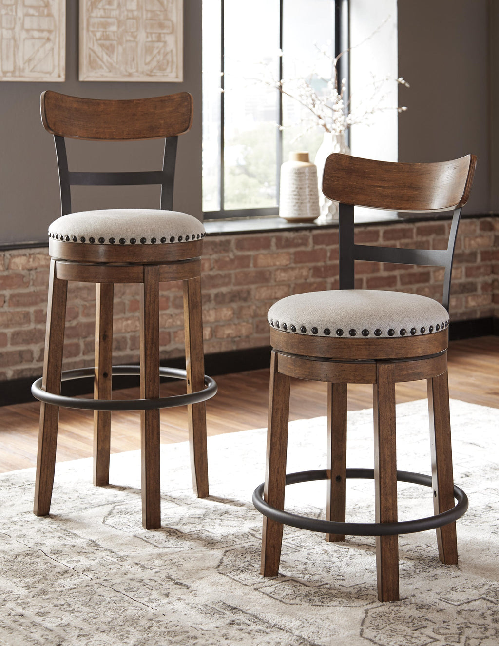 Valebeck Bar Stool