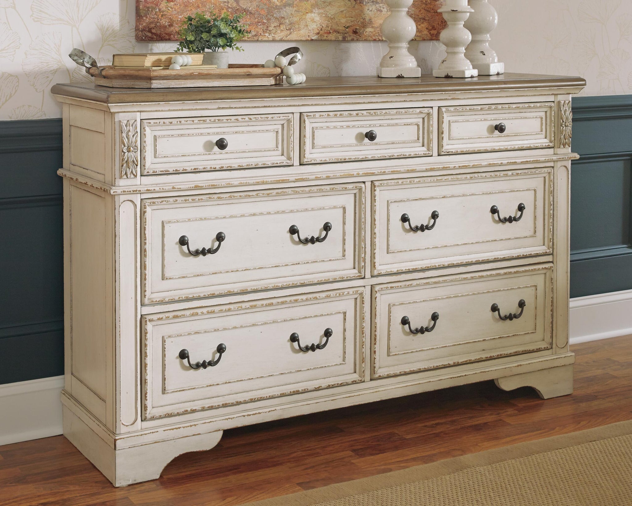 Realyn Youth Dresser