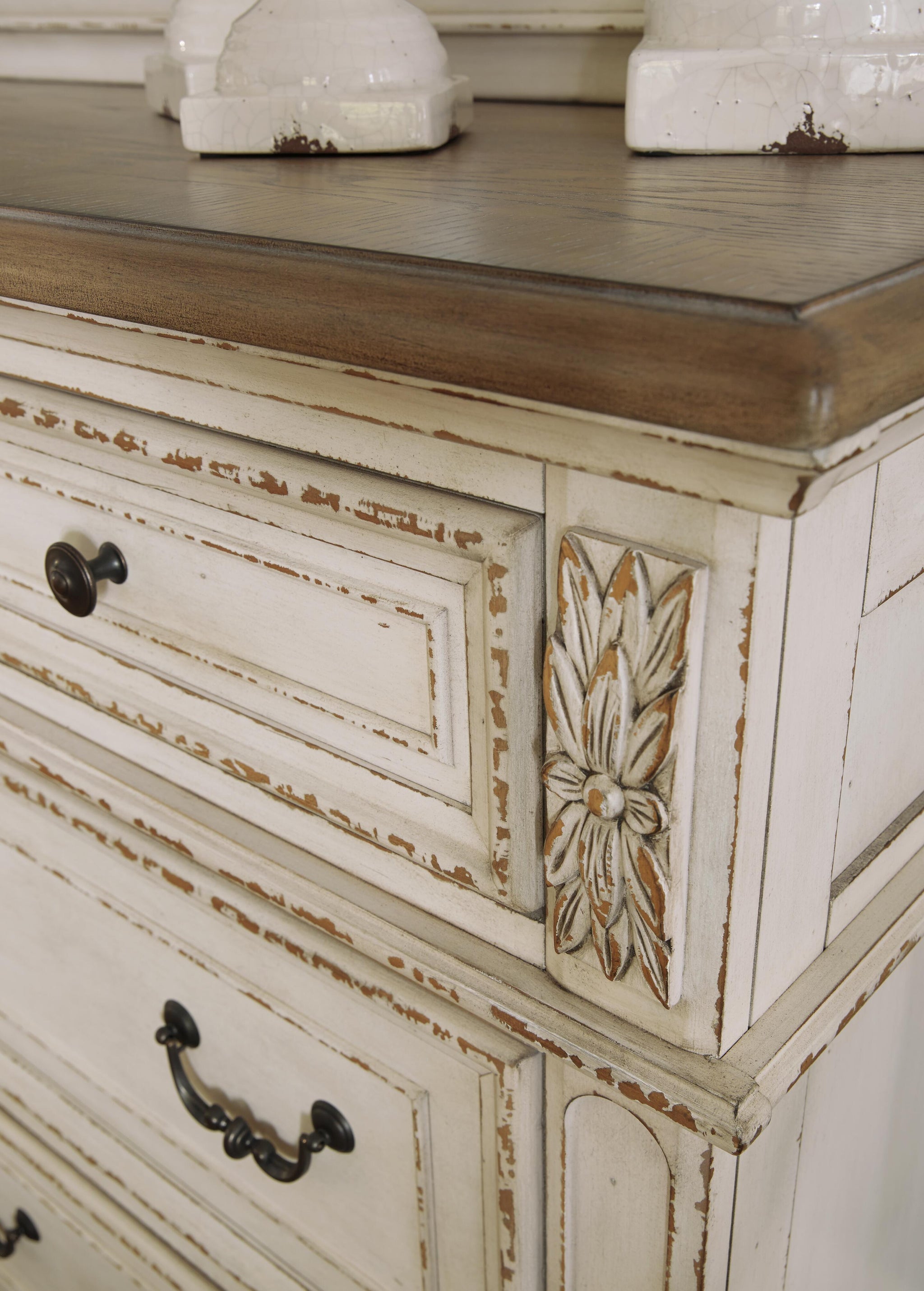 Realyn Youth Dresser
