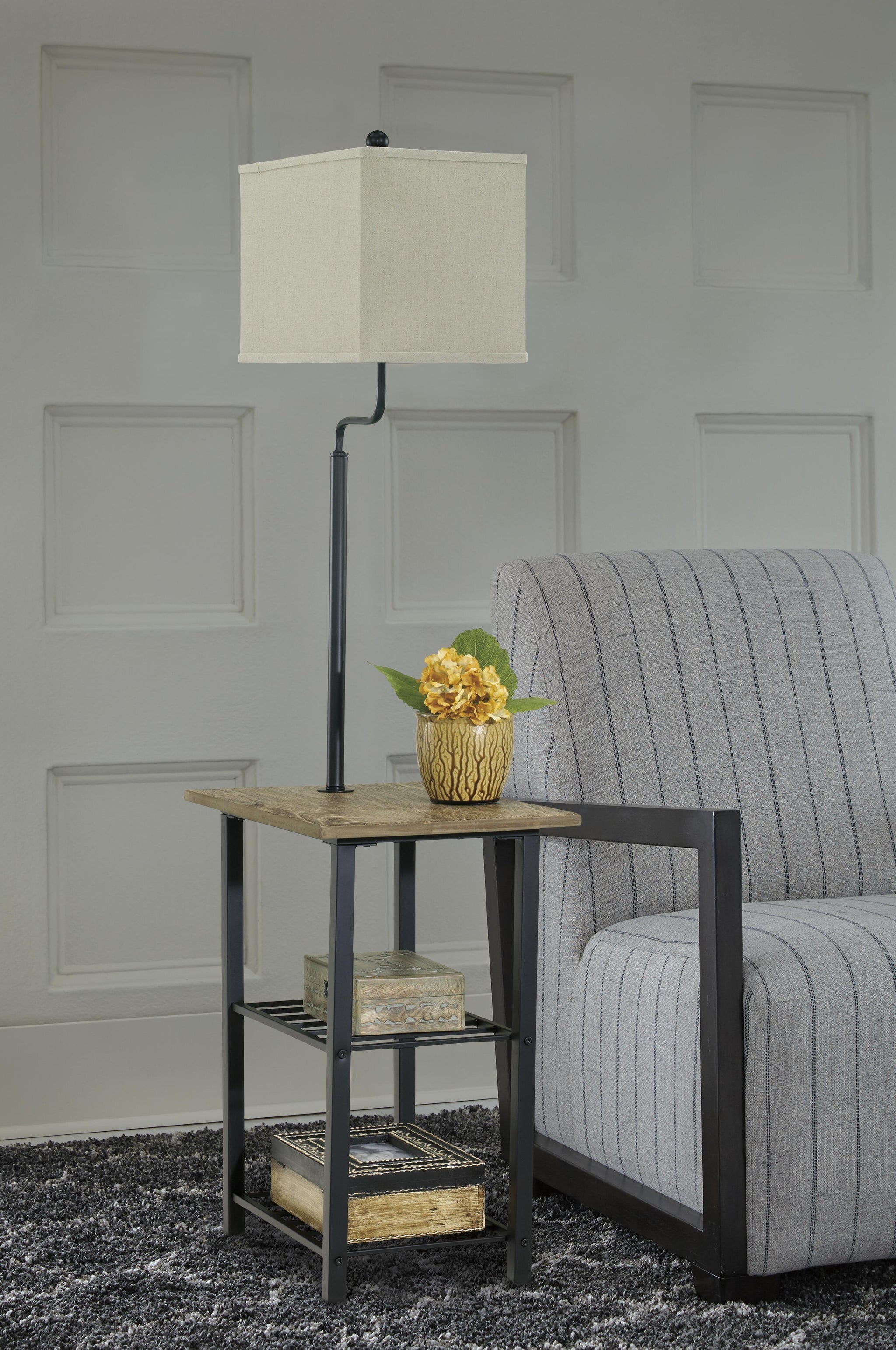 Shianne Floor Lamp