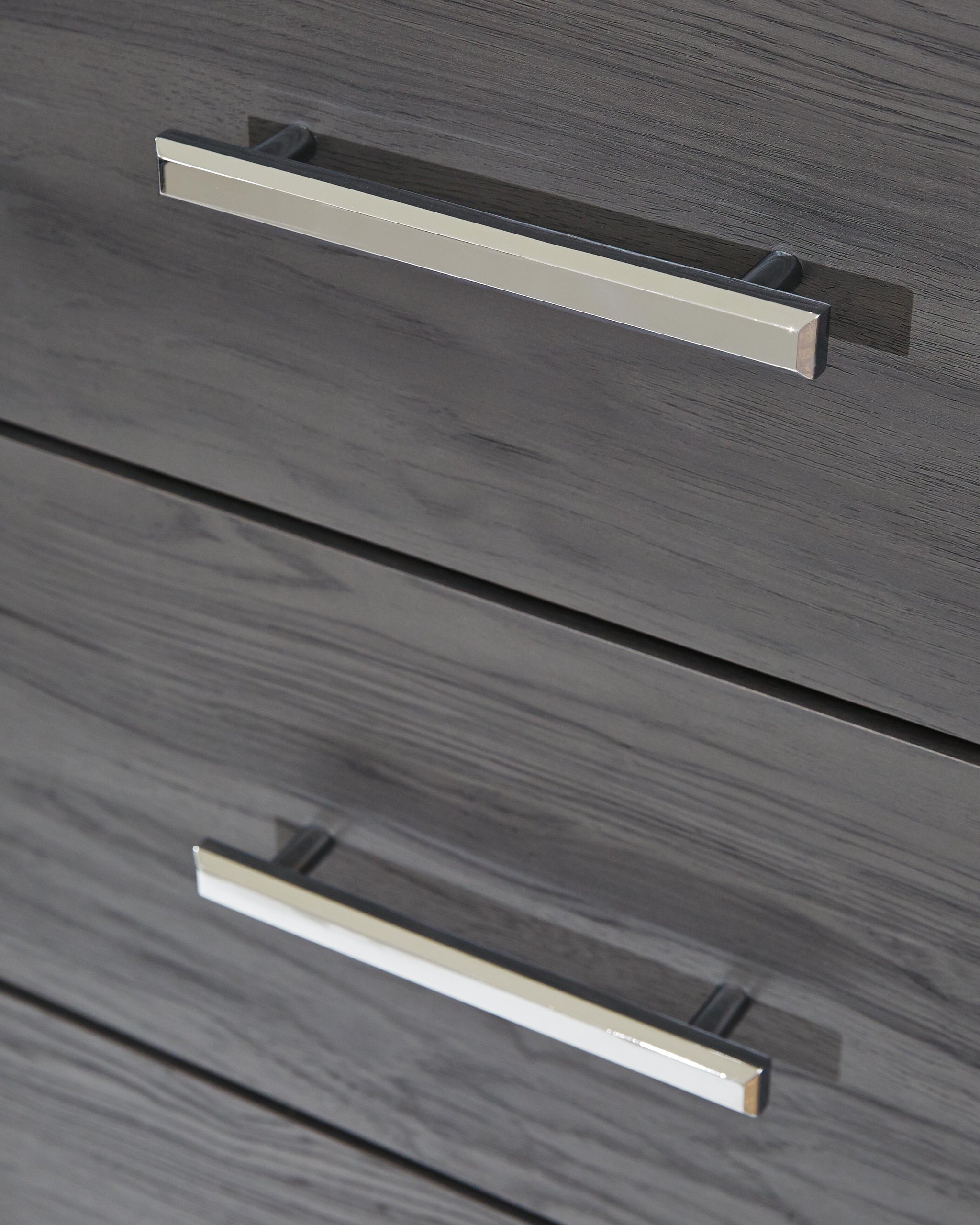 Lodanna Dresser