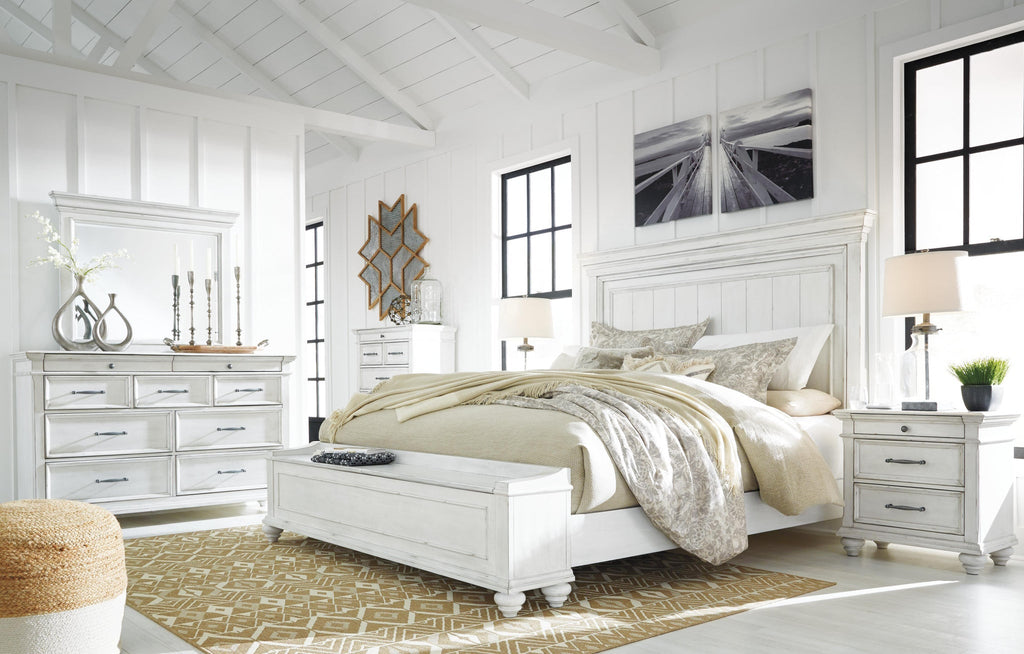 Kanwyn Panel Bed with Storage Bench