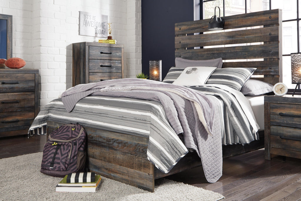 Drystan Panel Bed