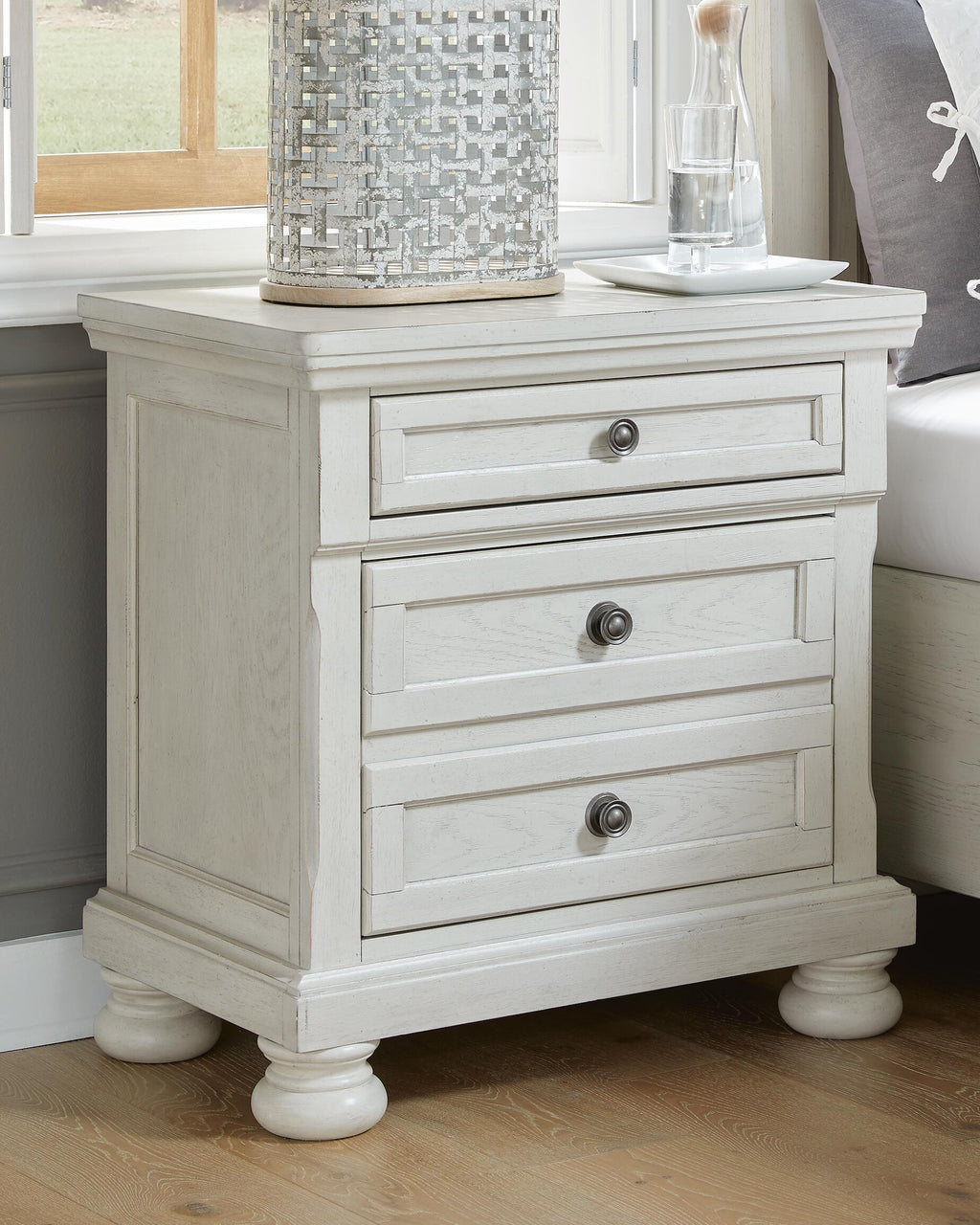 Robbinsdale 2 Drawer Nightstand