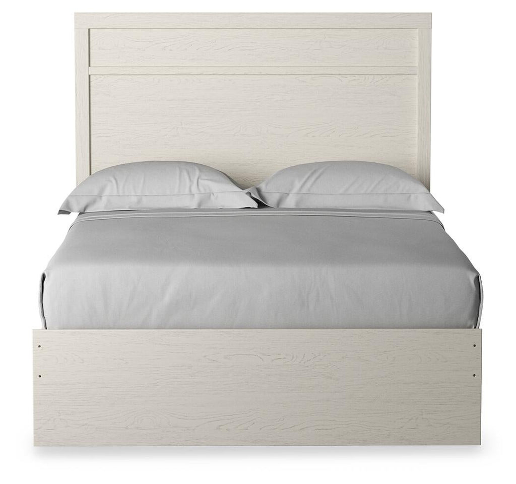 Stelsie Panel Bed