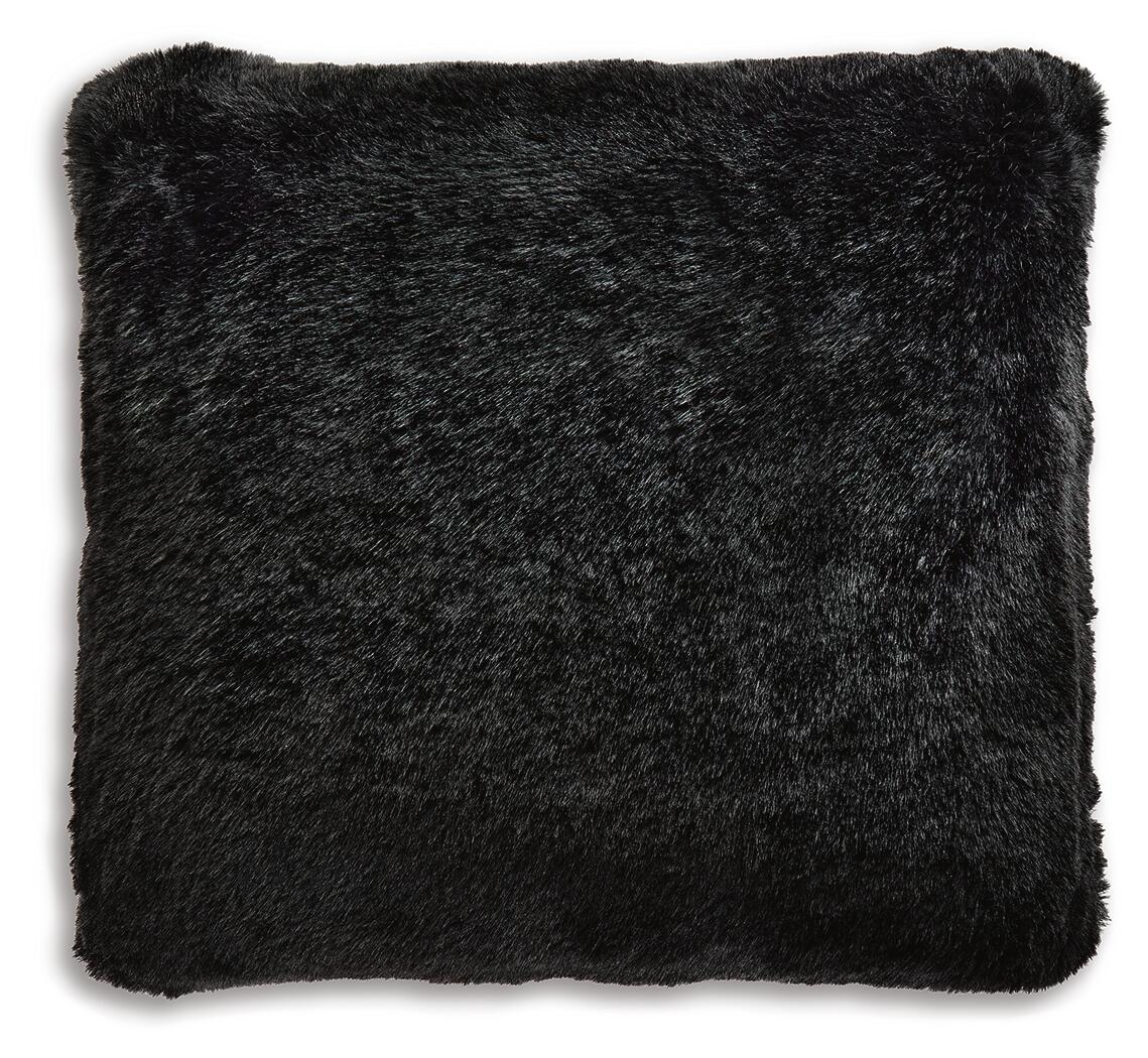 Gariland Pillow