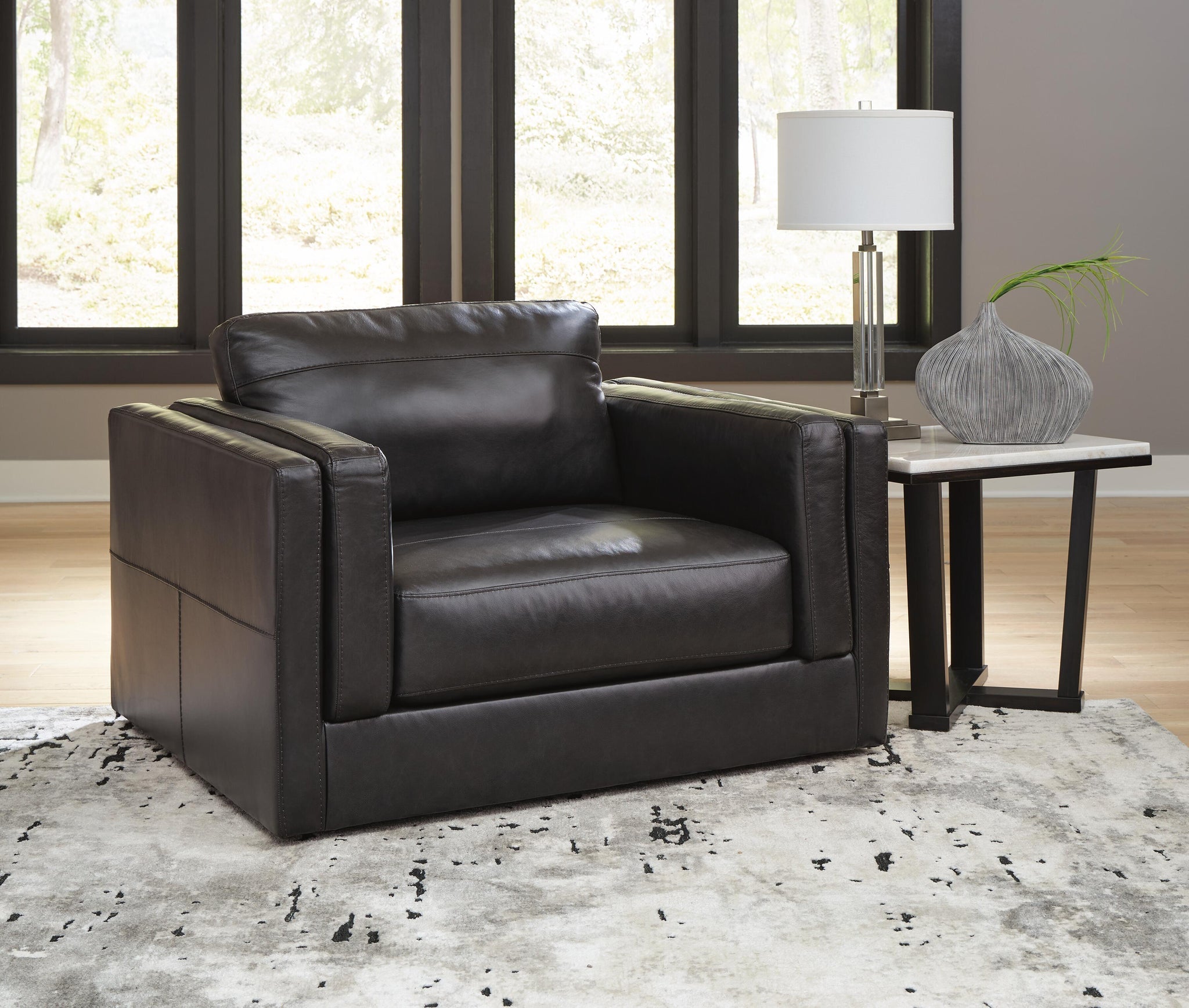 Amiata Oversized Chair
