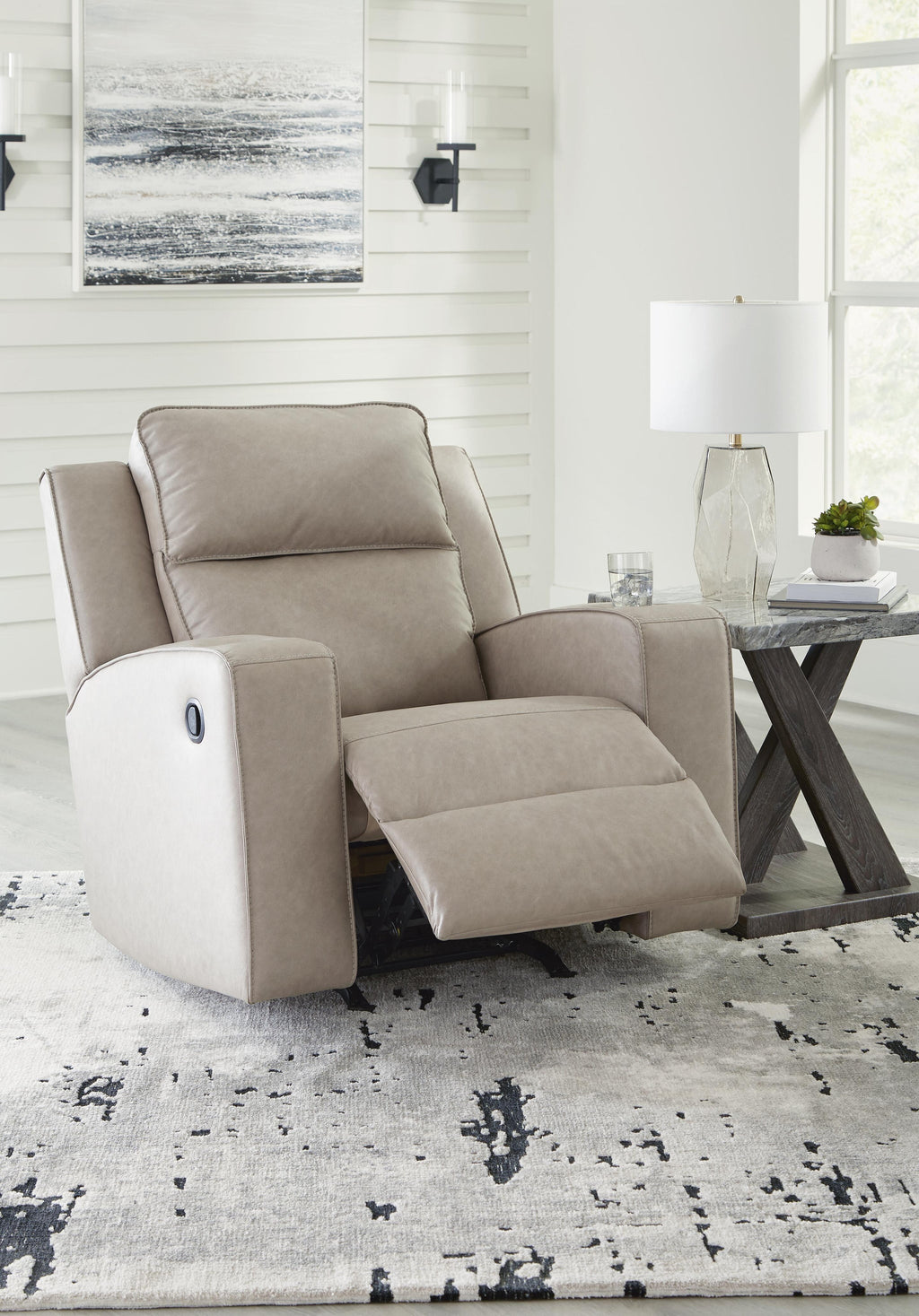 Lavenhorne Recliner