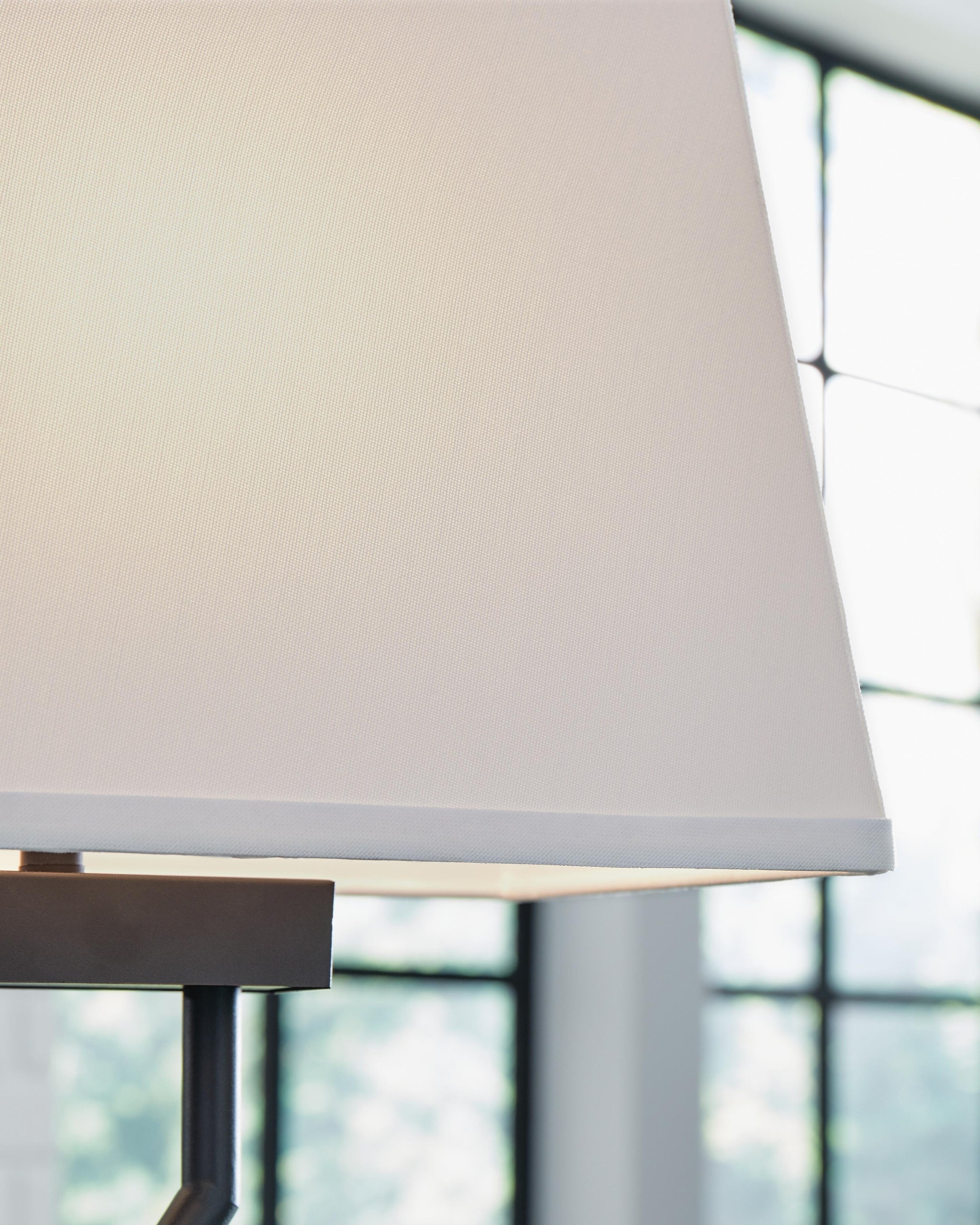 Brookthrone Table Lamp (Set of 2)