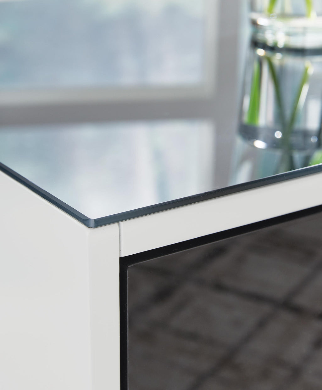 Gardoni End Table